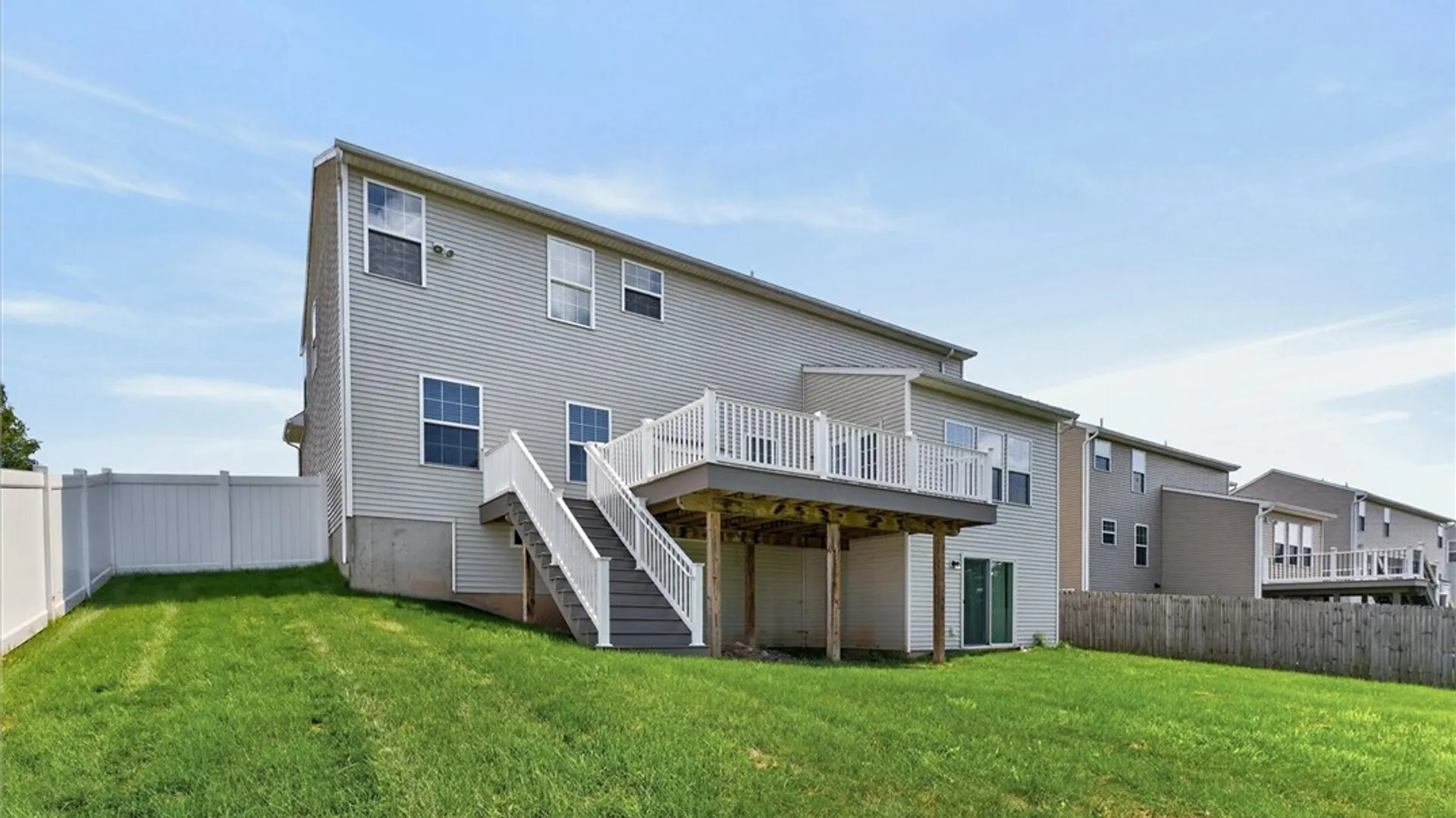 Property at 84 Elmcrest Rise, Henrietta, NY 14586 45