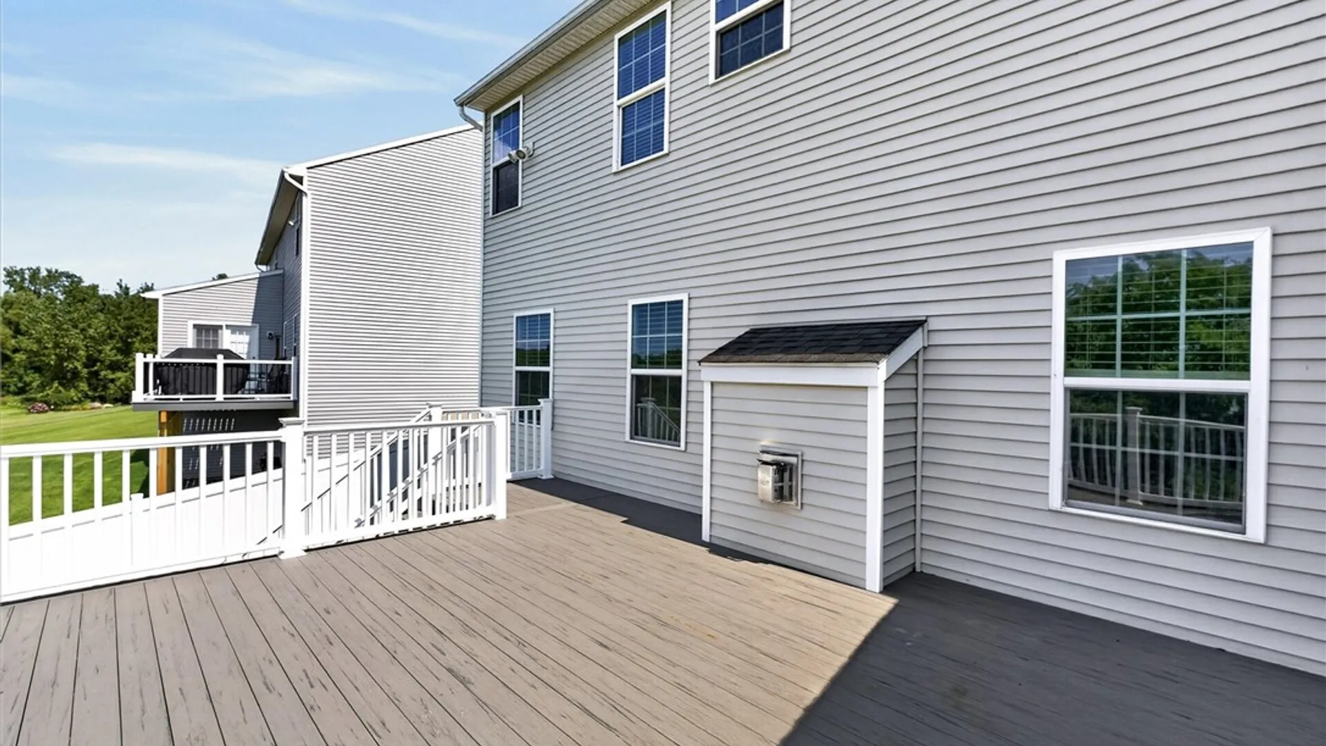 Property at 84 Elmcrest Rise, Henrietta, NY 14586 47
