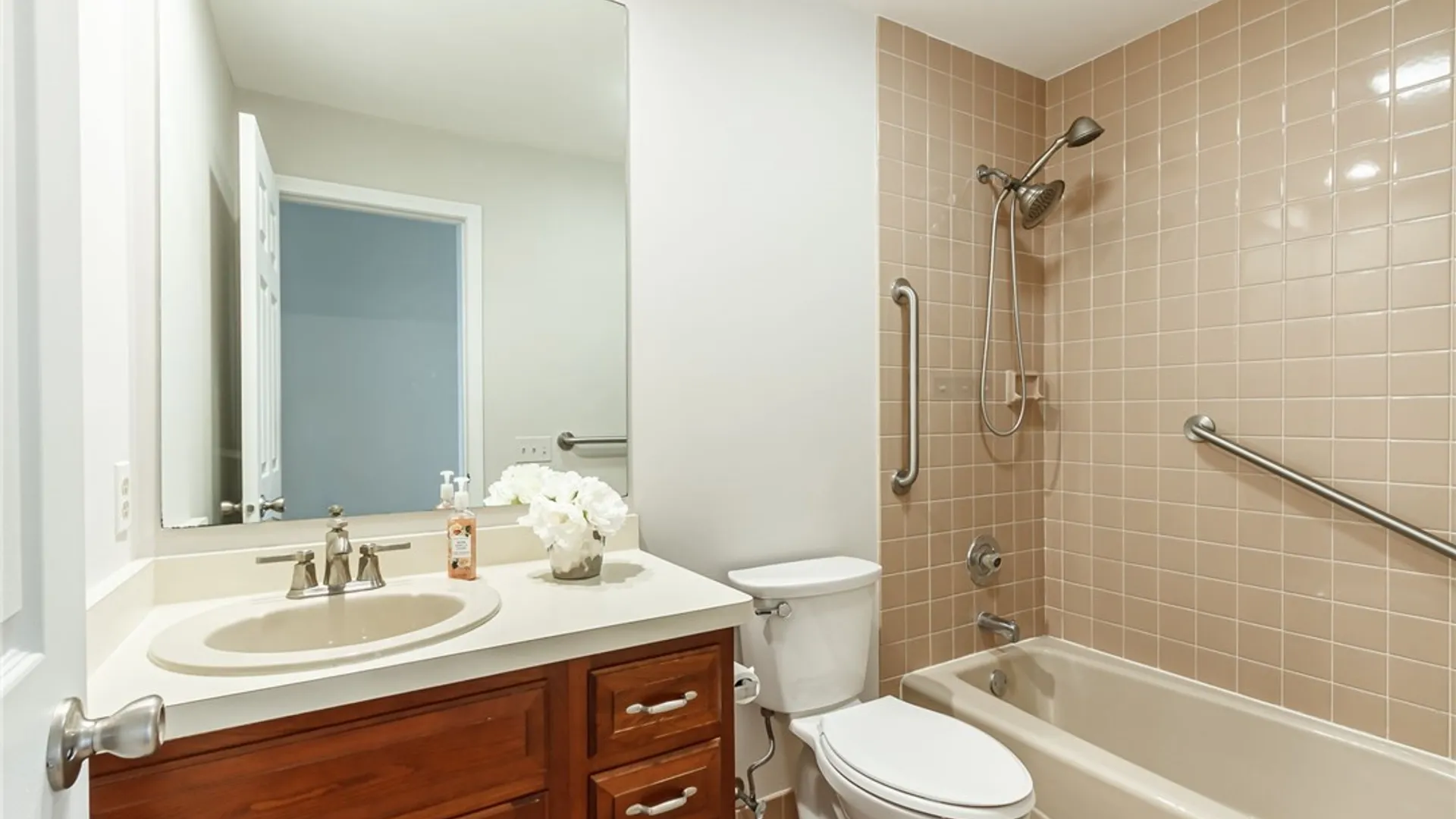 Property at 1 Westin Court, Perinton, NY 14534 24