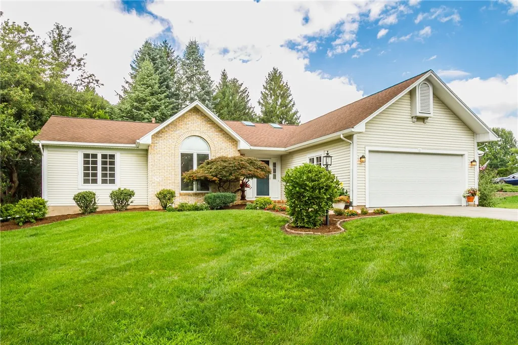 Property at 1 Westin Court, Perinton, NY 14534