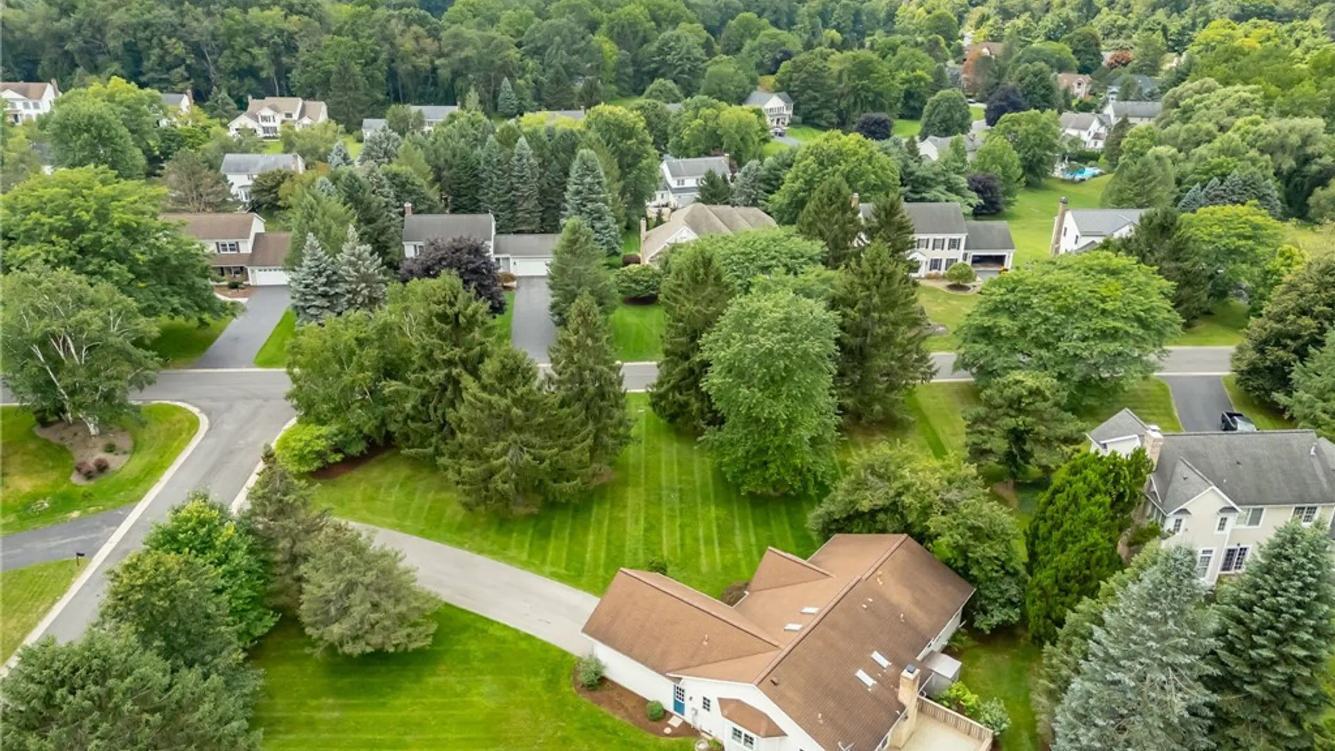 Property at 1 Westin Court, Perinton, NY 14534 43