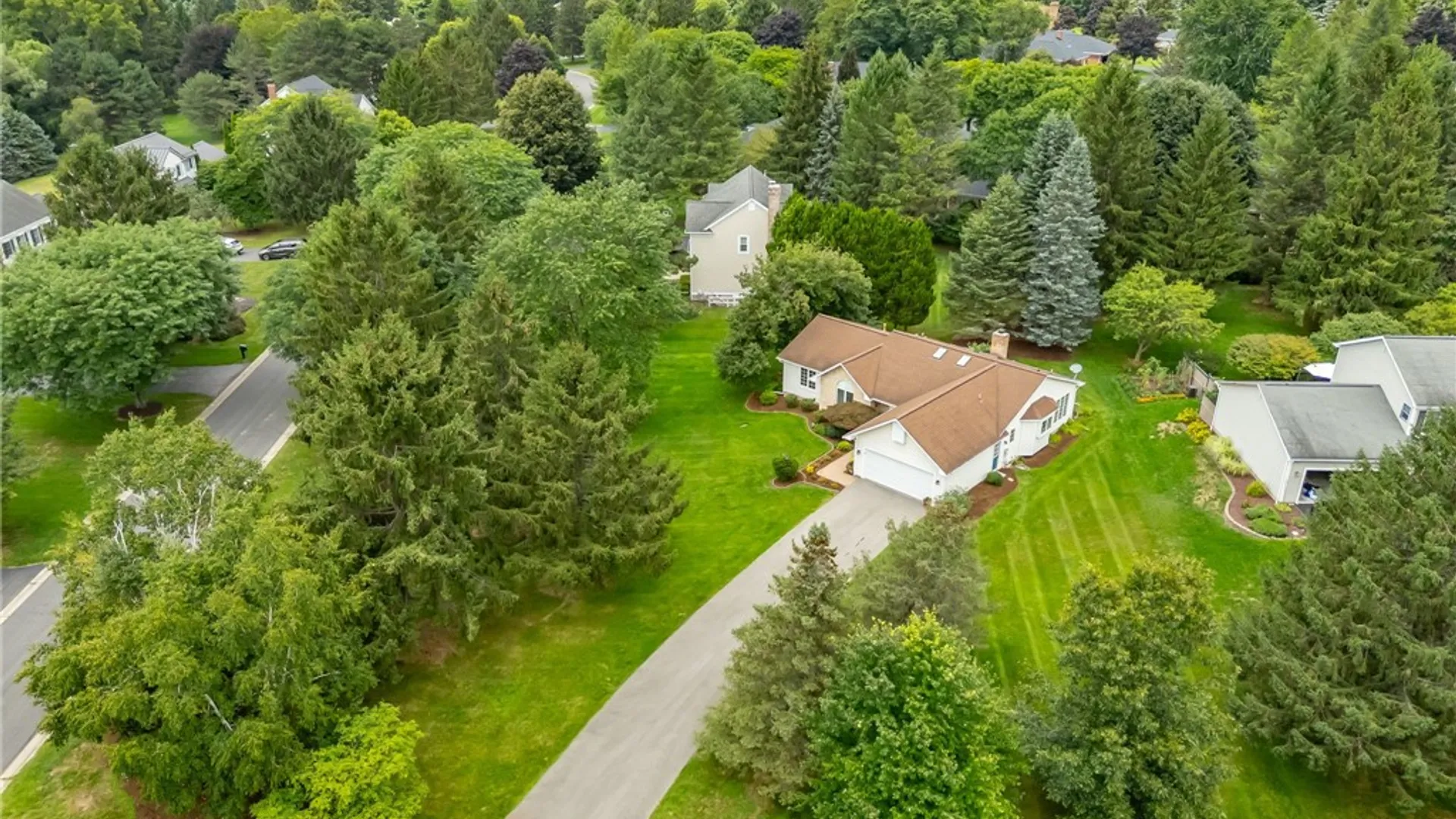 Property at 1 Westin Court, Perinton, NY 14534 44