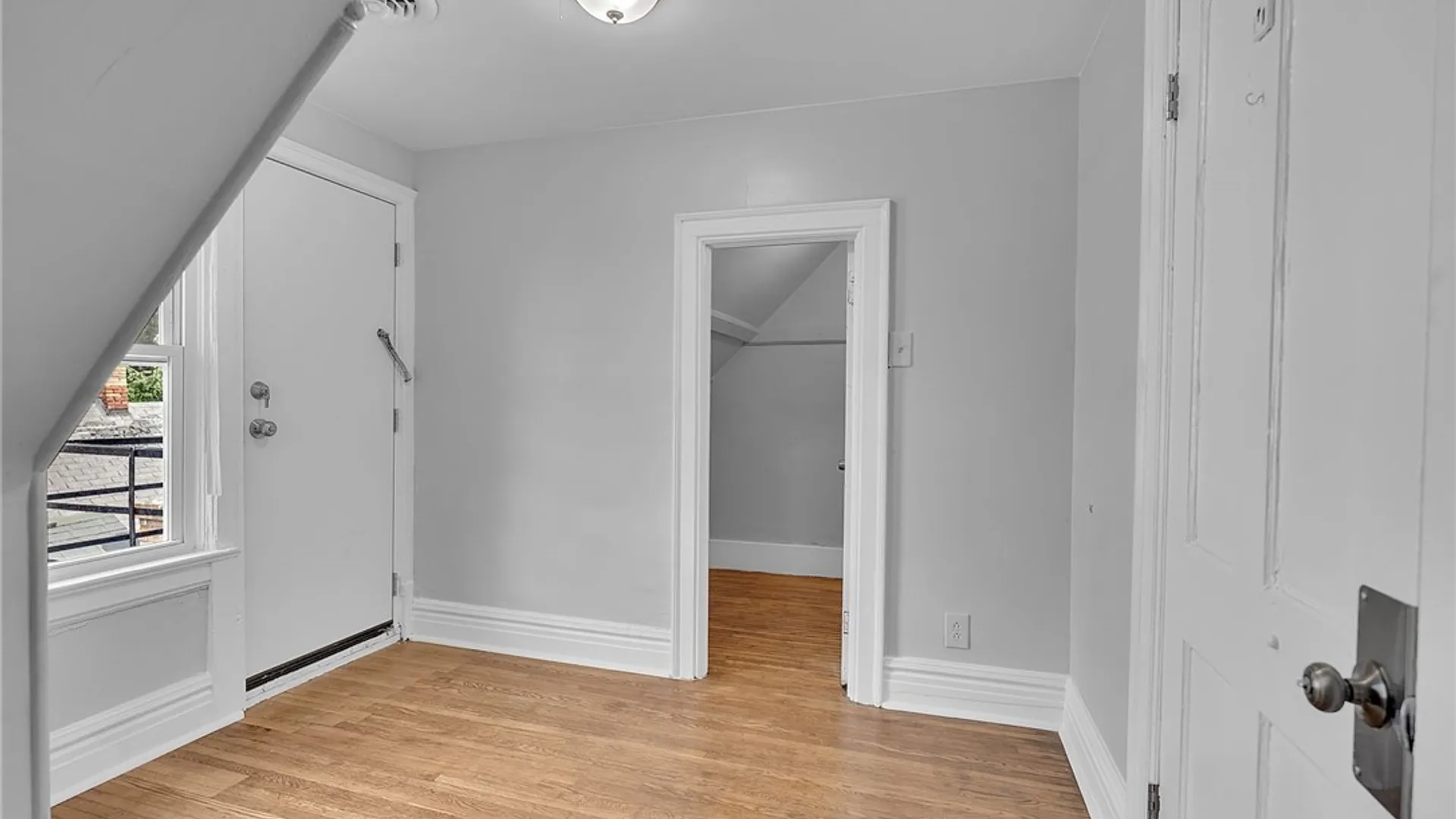 Property at 129 Farmer Street, Buffalo, NY 14207 29
