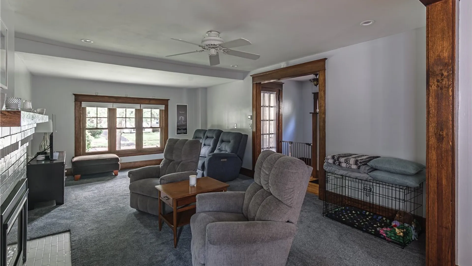 Property at 35 Montrose Avenue, Buffalo, NY 14214 14