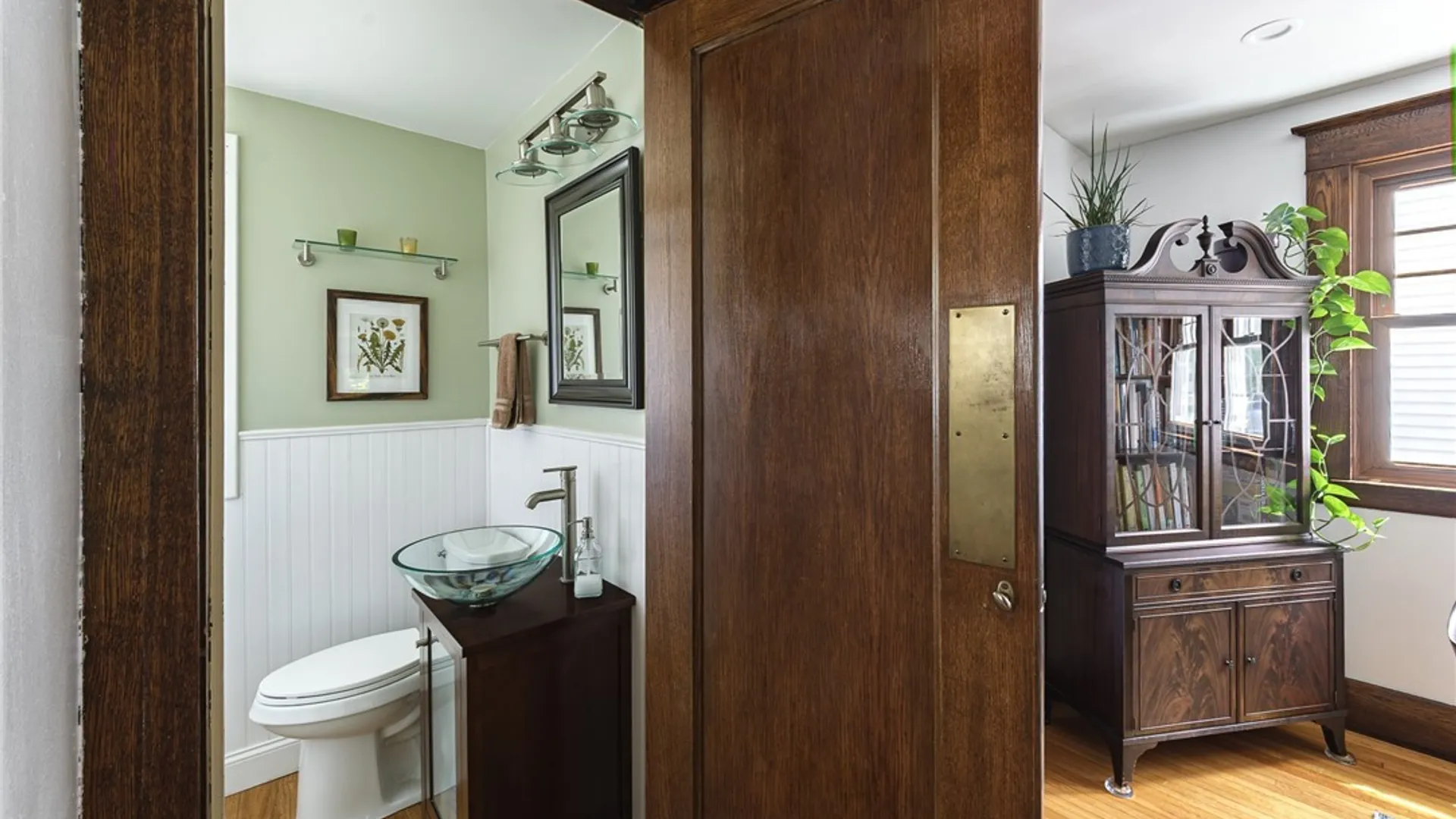 Property at 35 Montrose Avenue, Buffalo, NY 14214 23