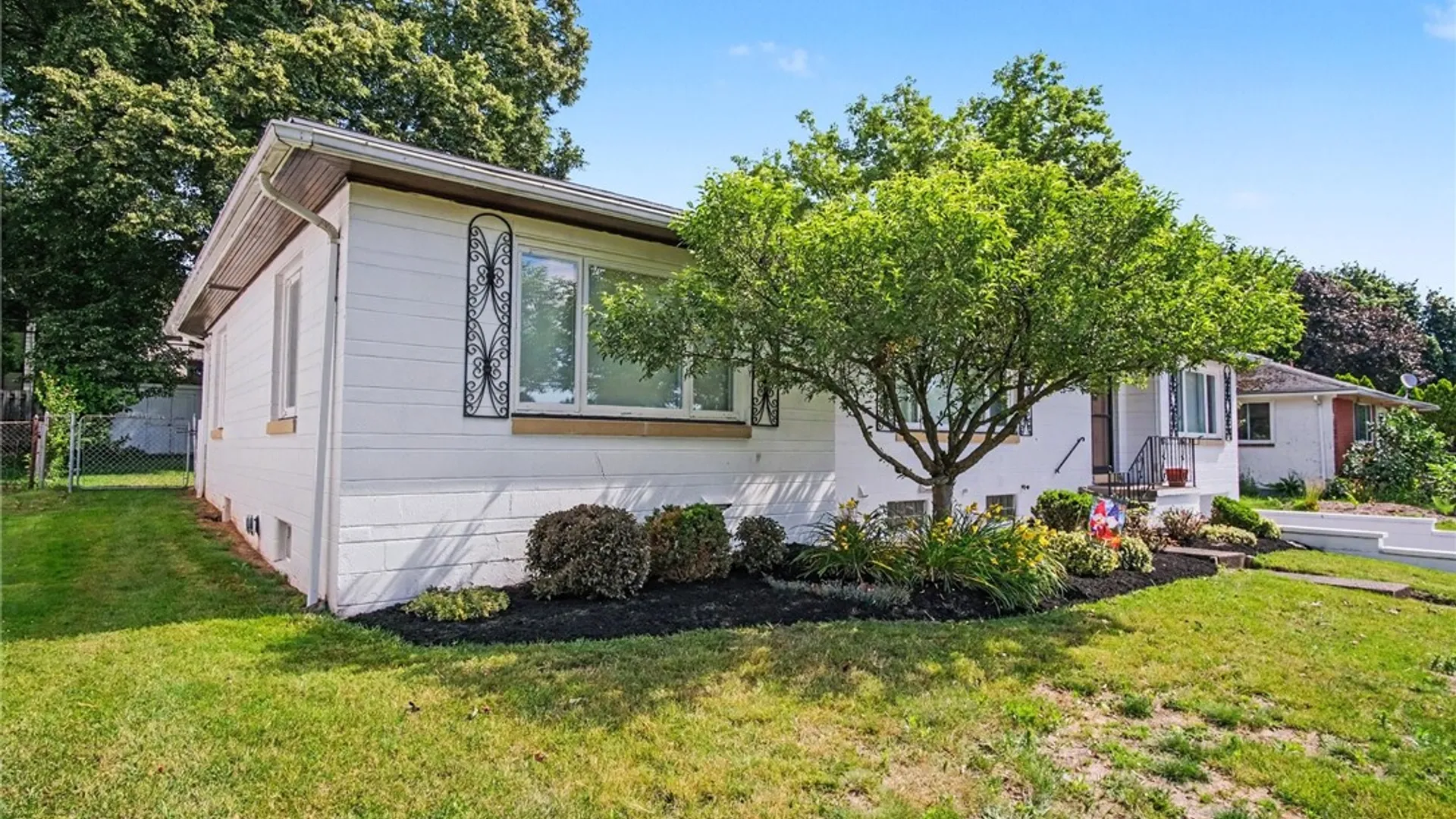 Property at 60 Longcroft Road, Irondequoit, NY 14609 30