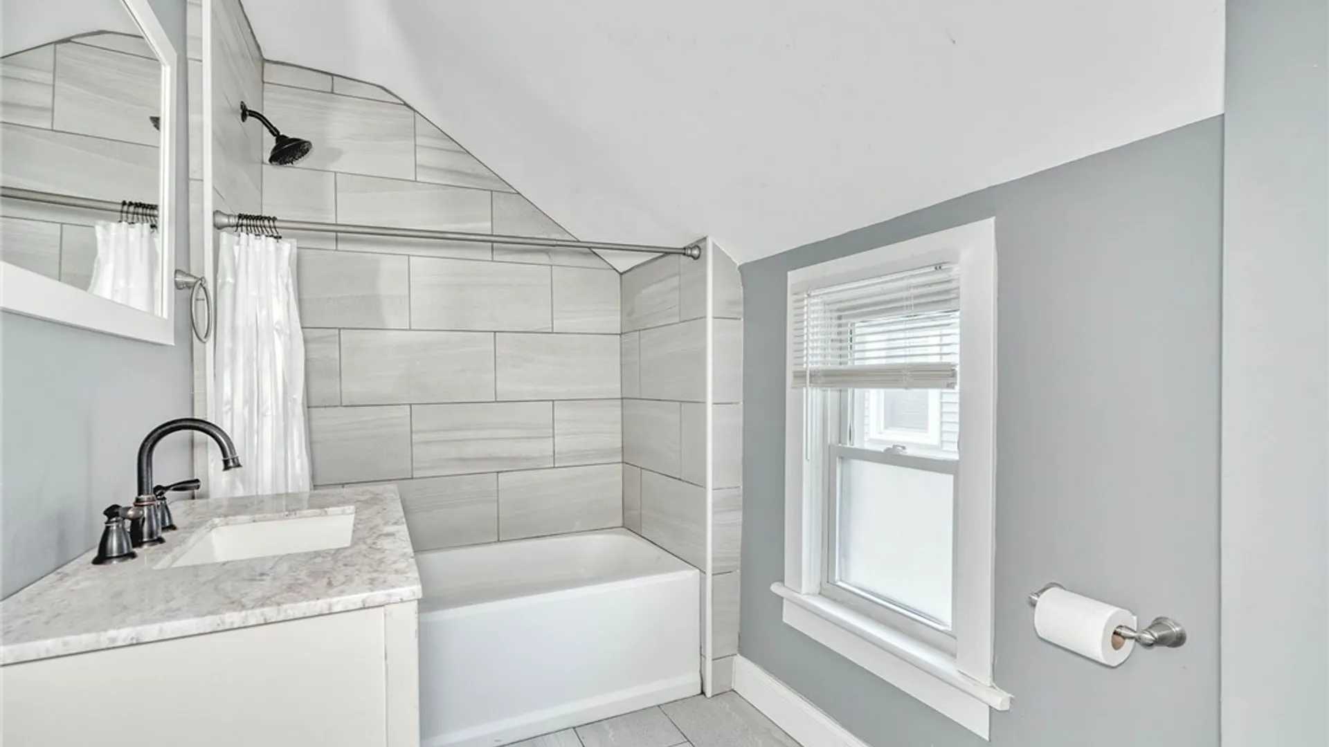 Property at 27 Cypress Street, Rochester, NY 14620 15