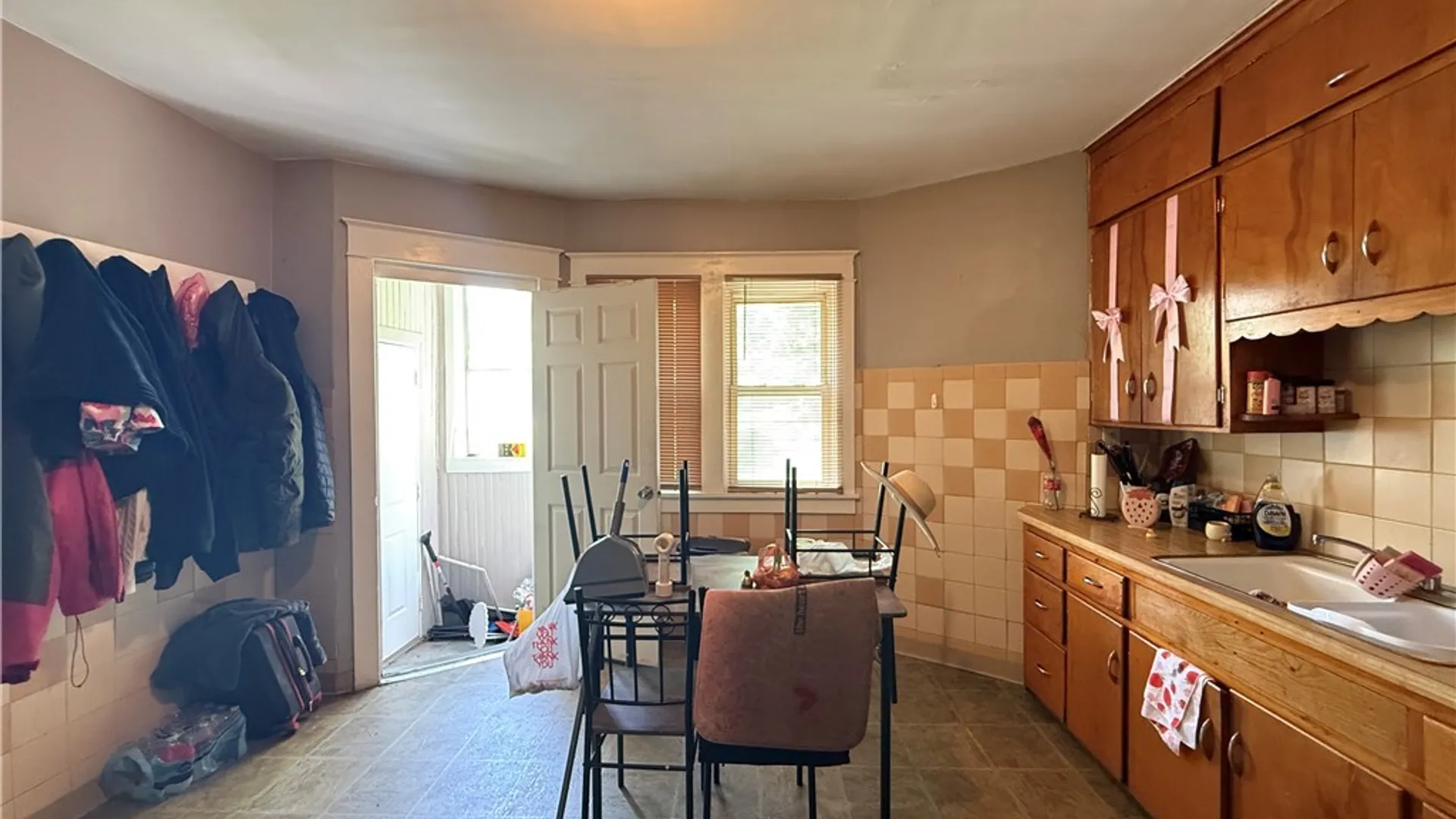 Property at 1697 Electric Avenue, Lackawanna, NY 14218 9