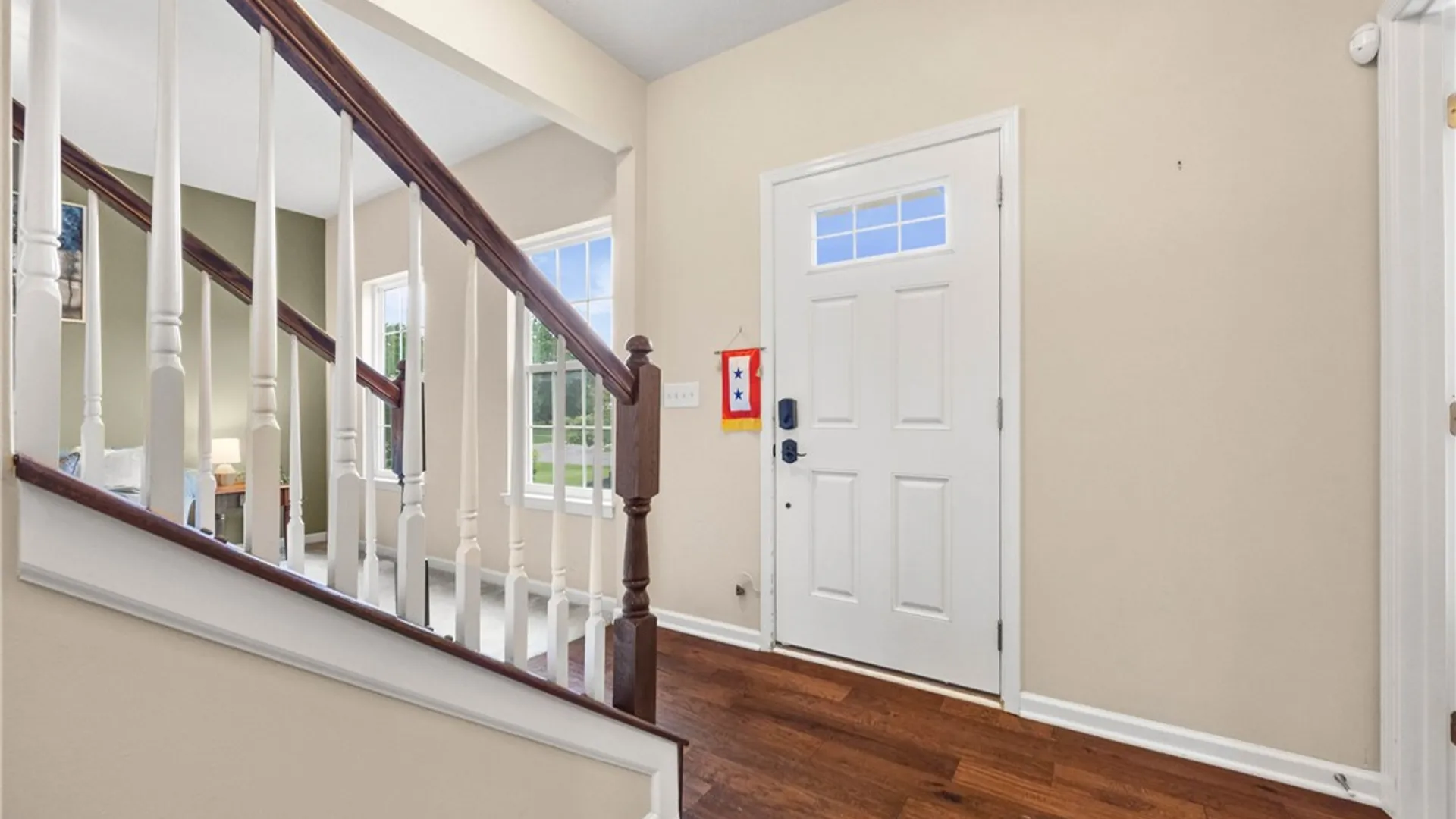 Property at 6598 Bradhurst St, Victor, NY 14564 4