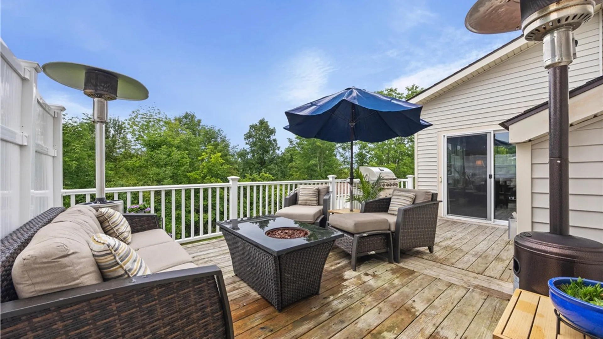 Property at 6598 Bradhurst St, Victor, NY 14564 43