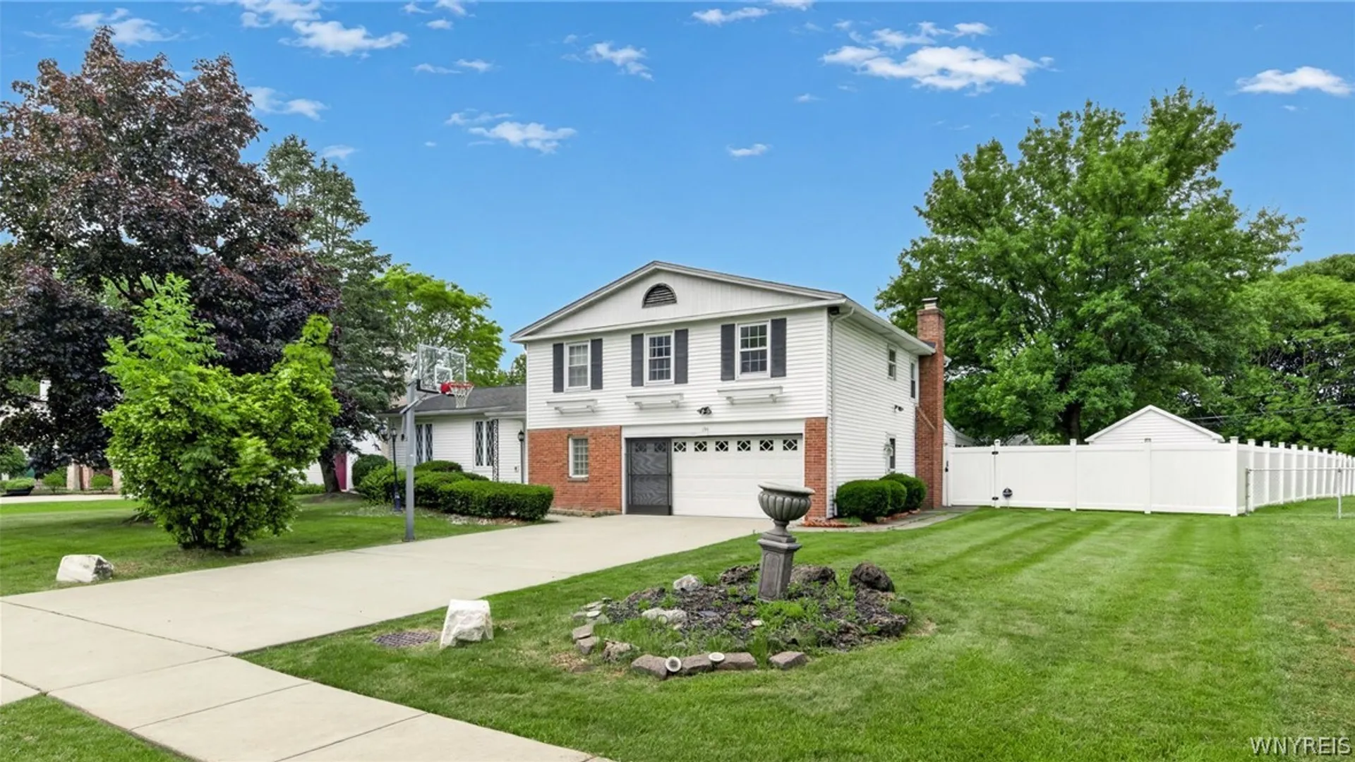 Property at 194 Exeter Road, Amherst, NY 14221 42