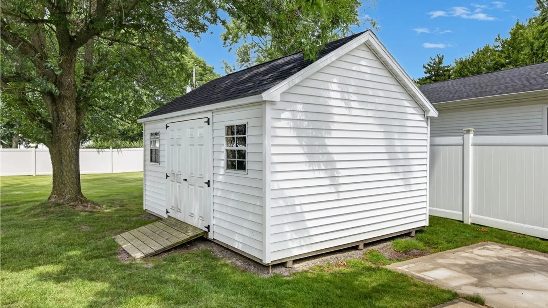 Property at 194 Exeter Road, Amherst, NY 14221 49