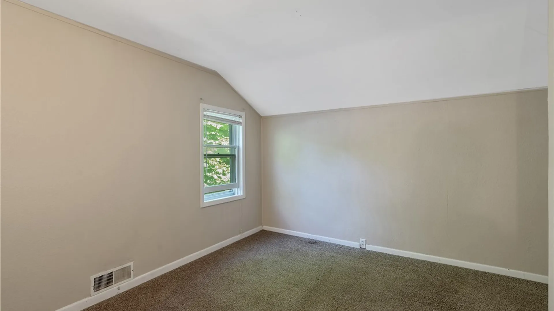 Property at 39 John Street, Oswego, NY 13126 15