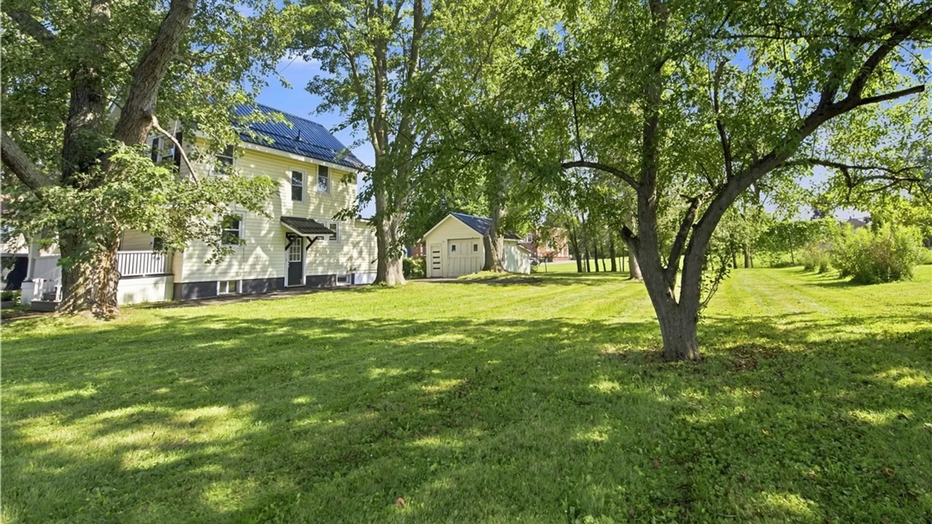 Property at 33 Grove Street, Parma, NY 14468 33