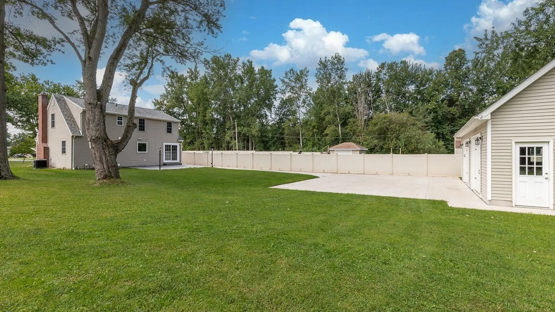 Property at 350 Tonawanda Creek Road, Amherst, NY 14228 47