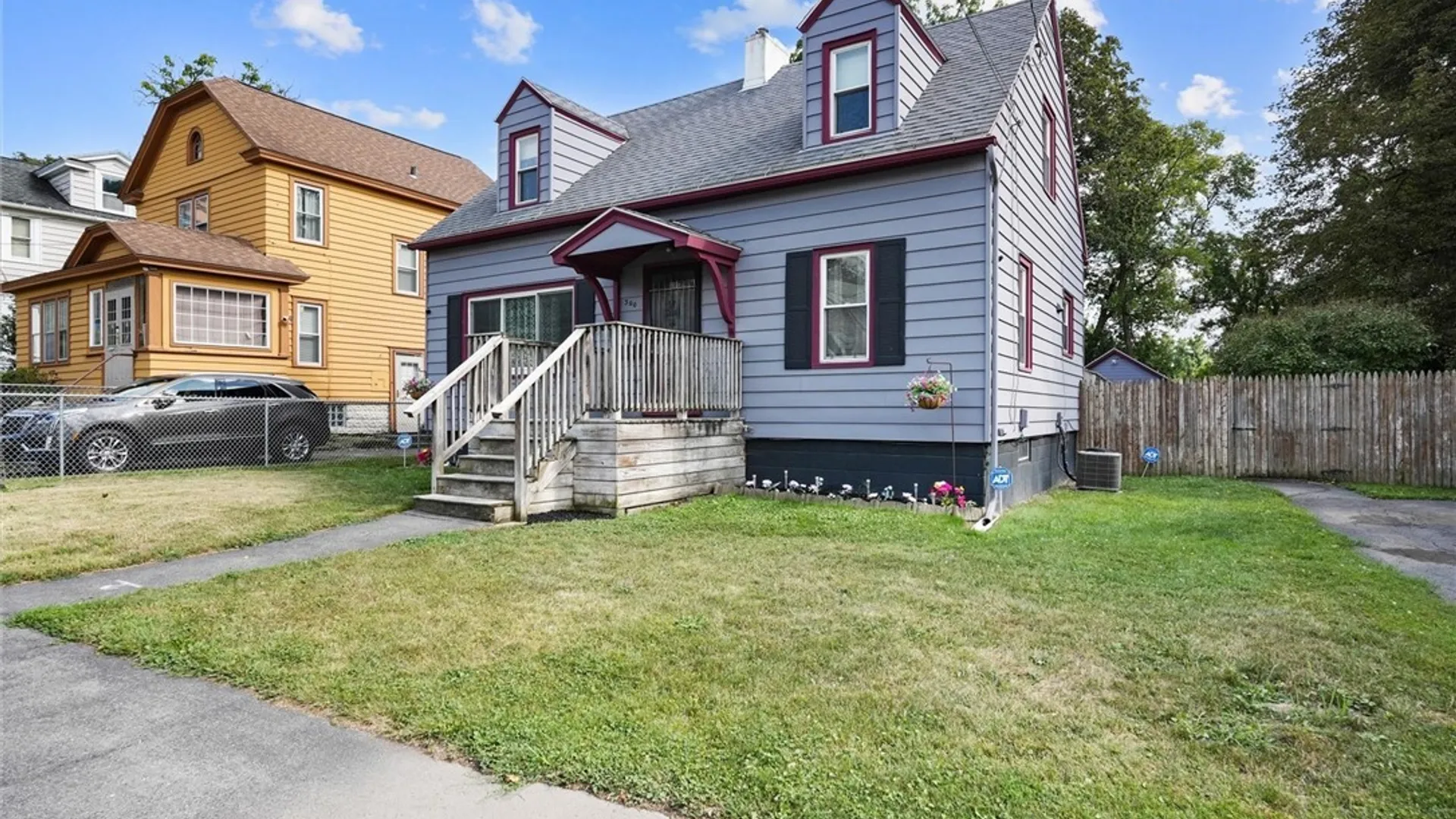 Property at 300 Clarence Avenue, Syracuse, NY 13205 3