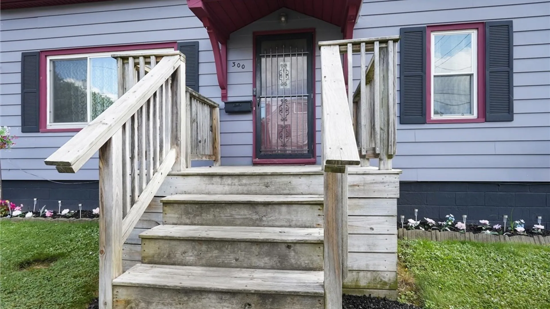 Property at 300 Clarence Avenue, Syracuse, NY 13205 5