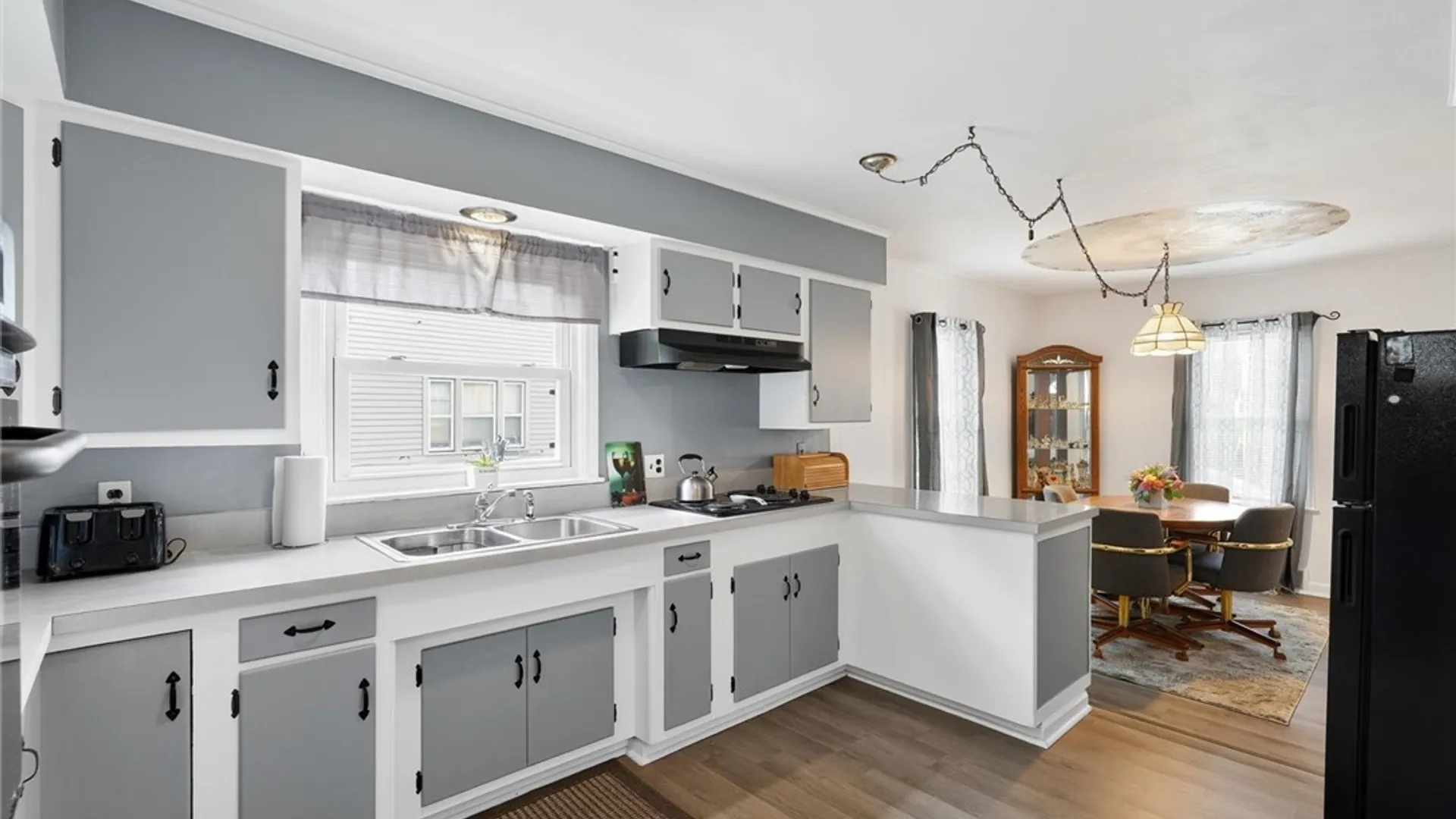 Property at 300 Clarence Avenue, Syracuse, NY 13205 13