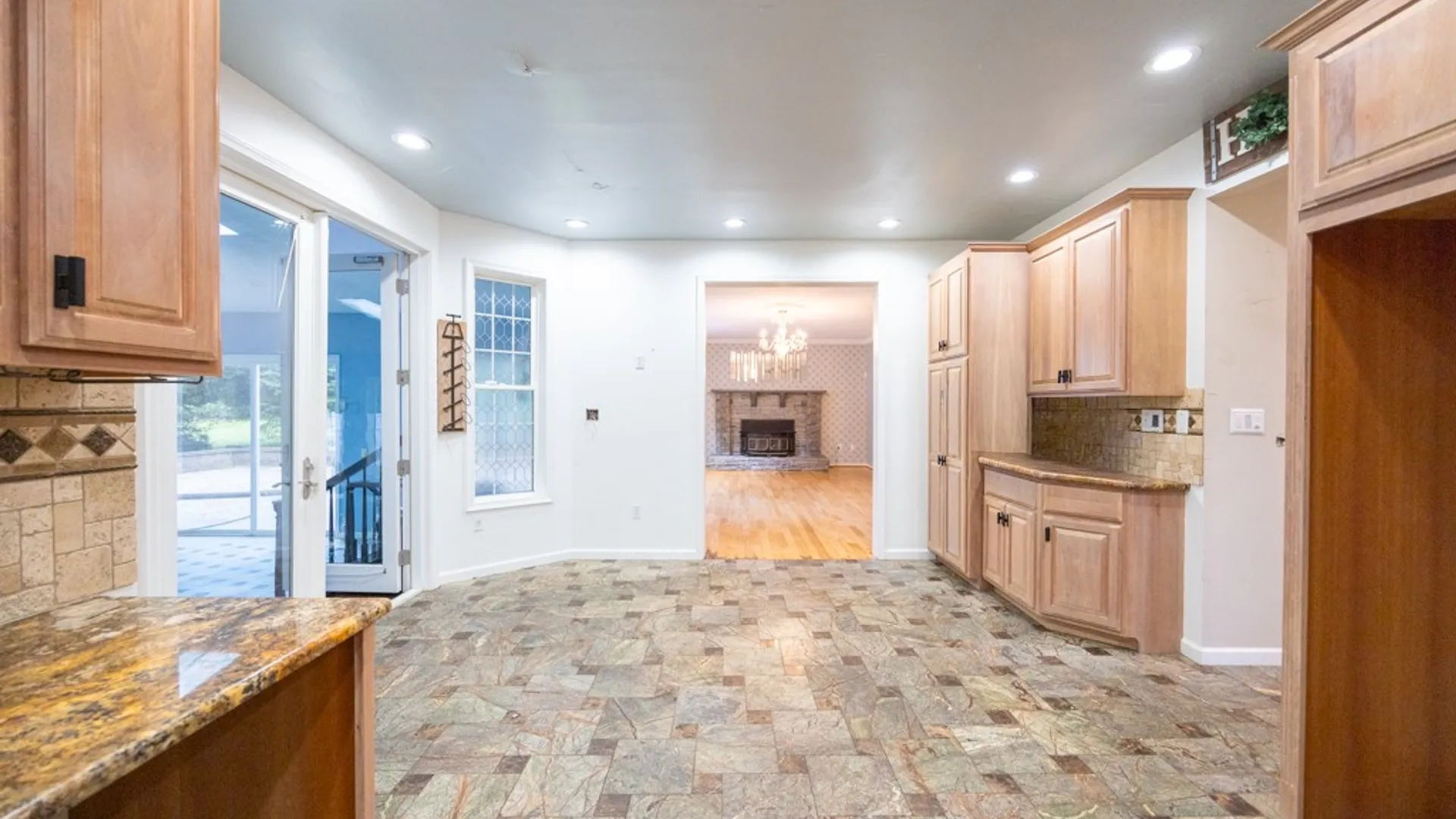 Property at 493 Lake View Terrace, Webster, NY 14580 9
