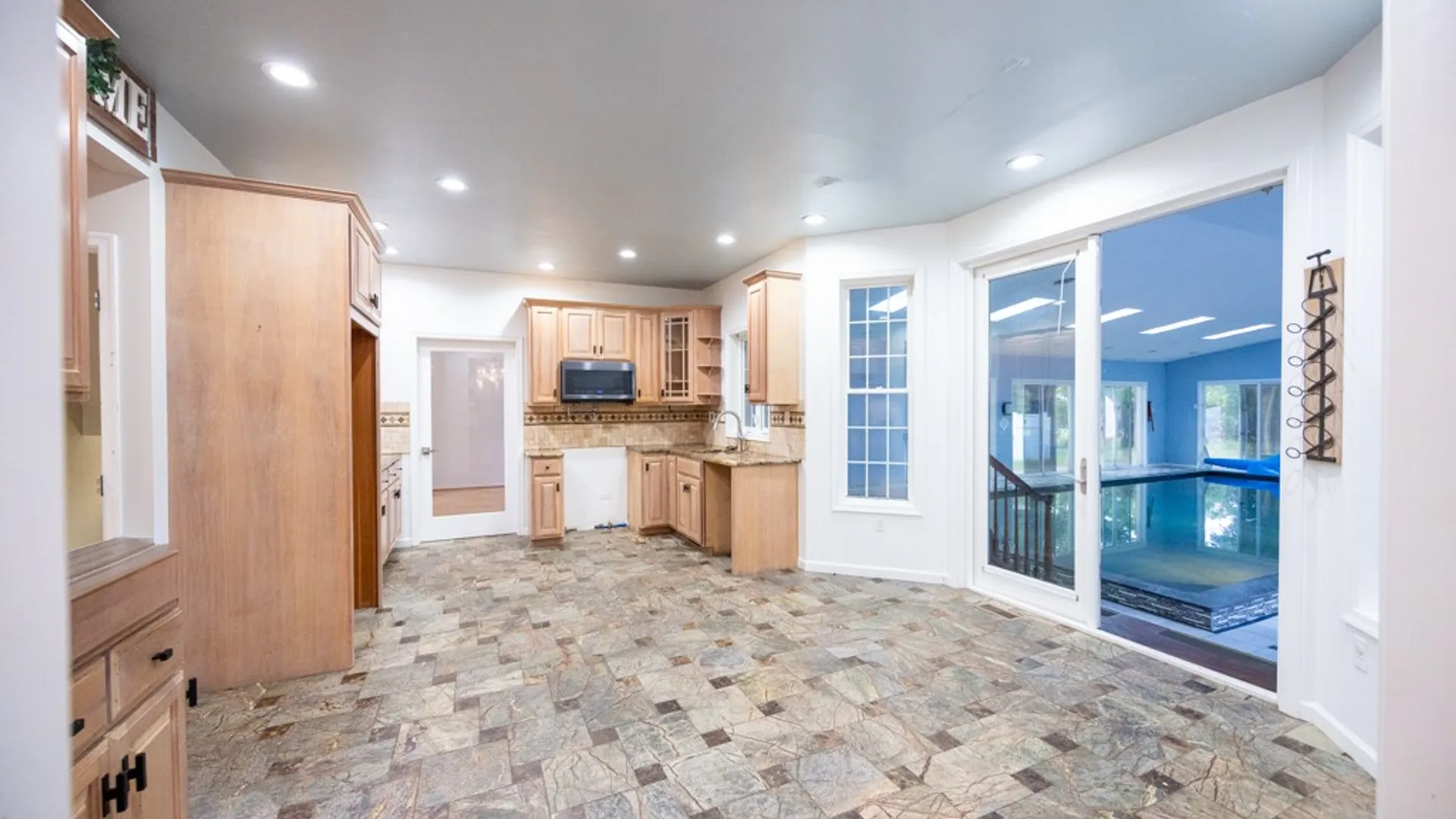 Property at 493 Lake View Terrace, Webster, NY 14580 10