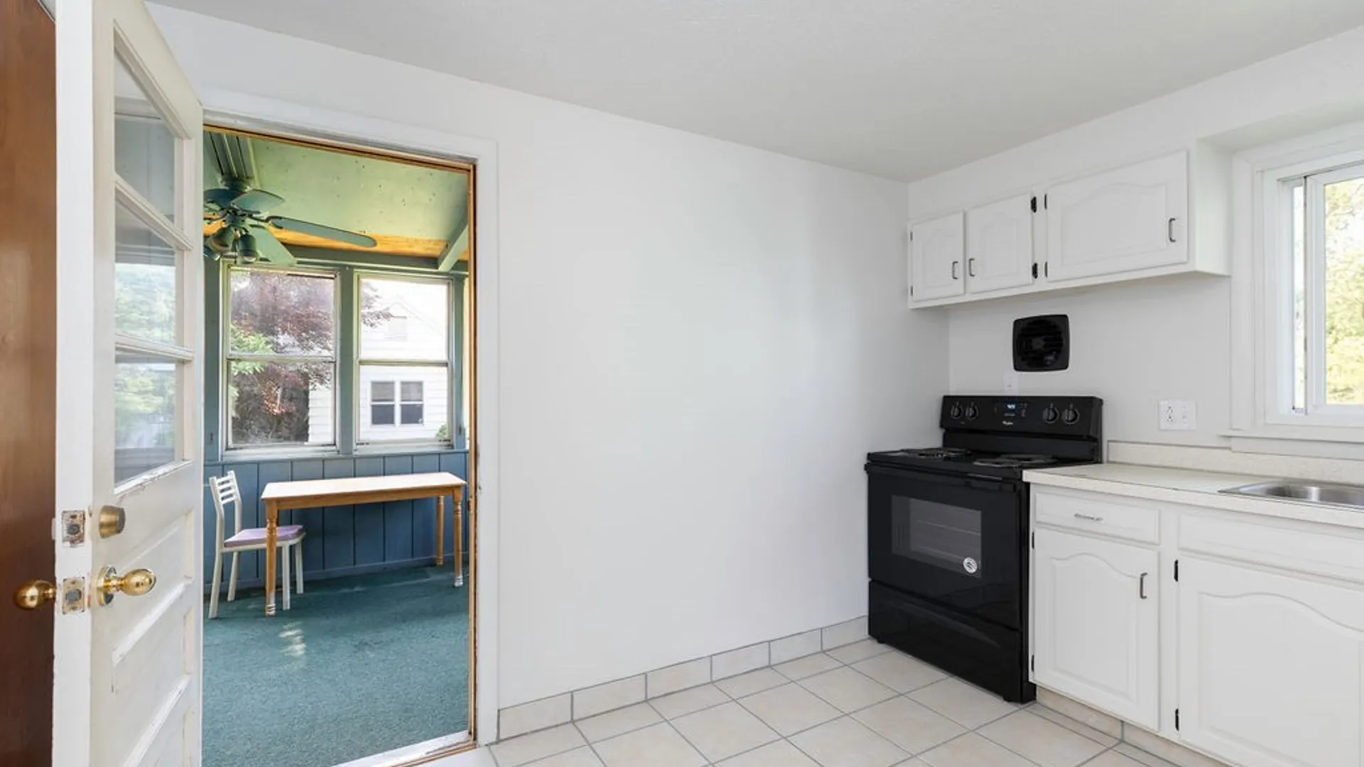Property at 110 Wolcott Terrace, Syracuse, NY 13207 10