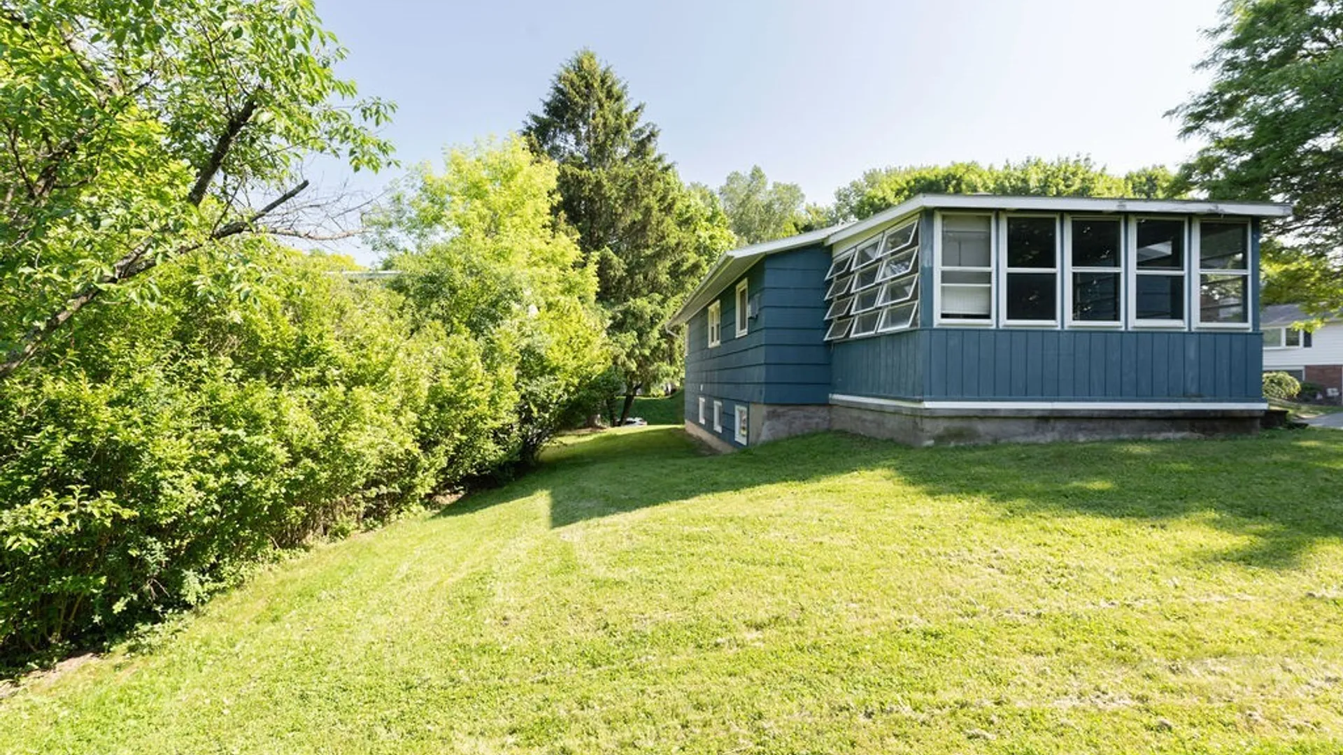 Property at 110 Wolcott Terrace, Syracuse, NY 13207 22