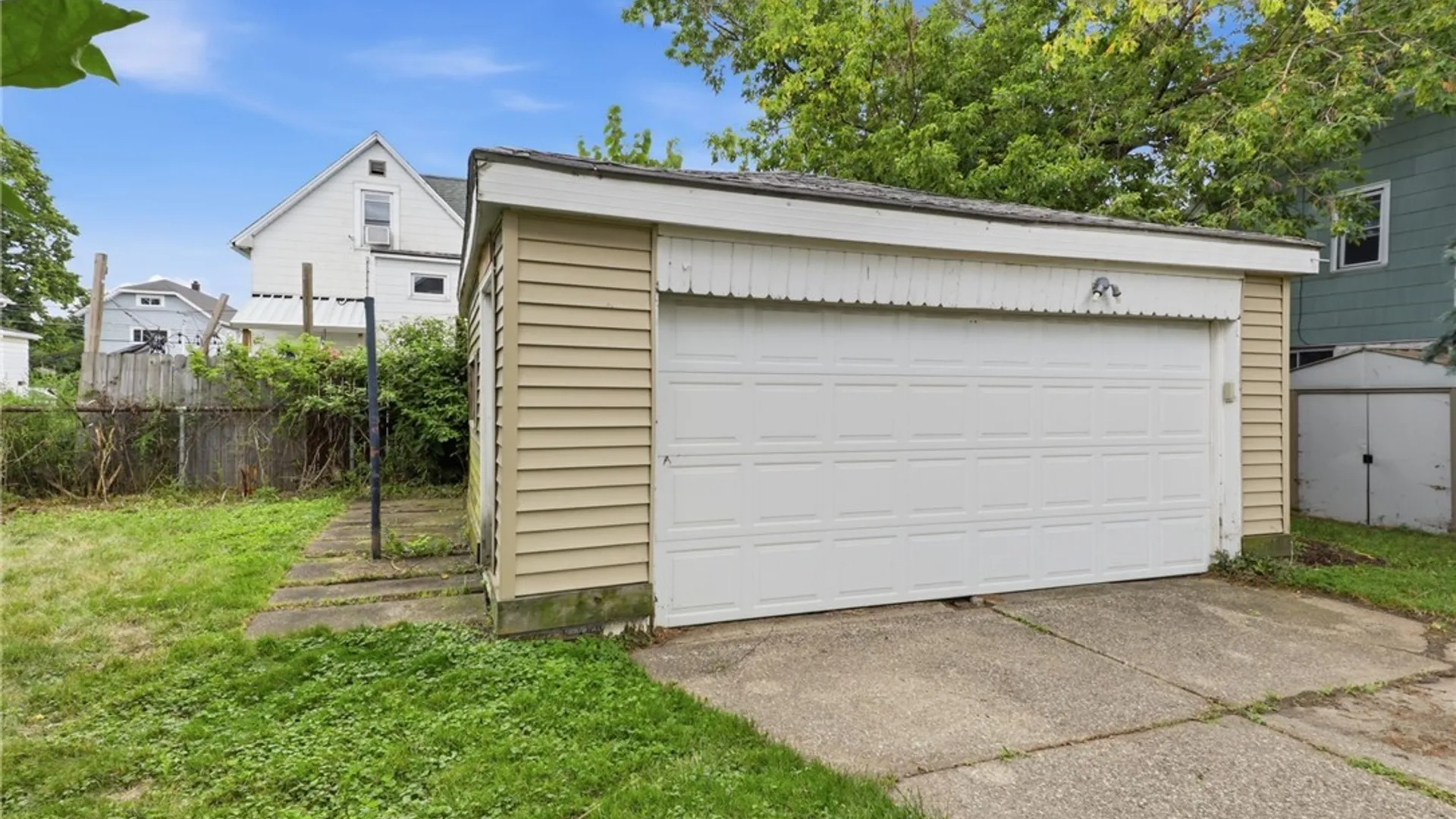 Property at 51 Pleasant Parkway, Cheektowaga, NY 14206 34