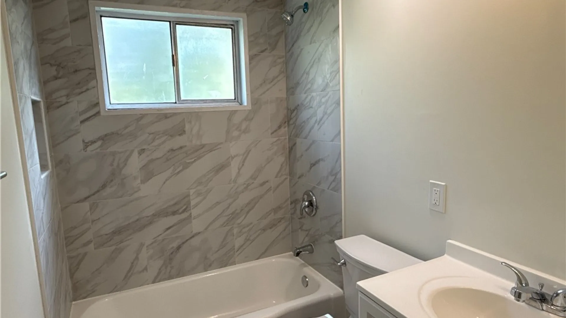 Property at 130 Sanders Road, Buffalo, NY 14216 4