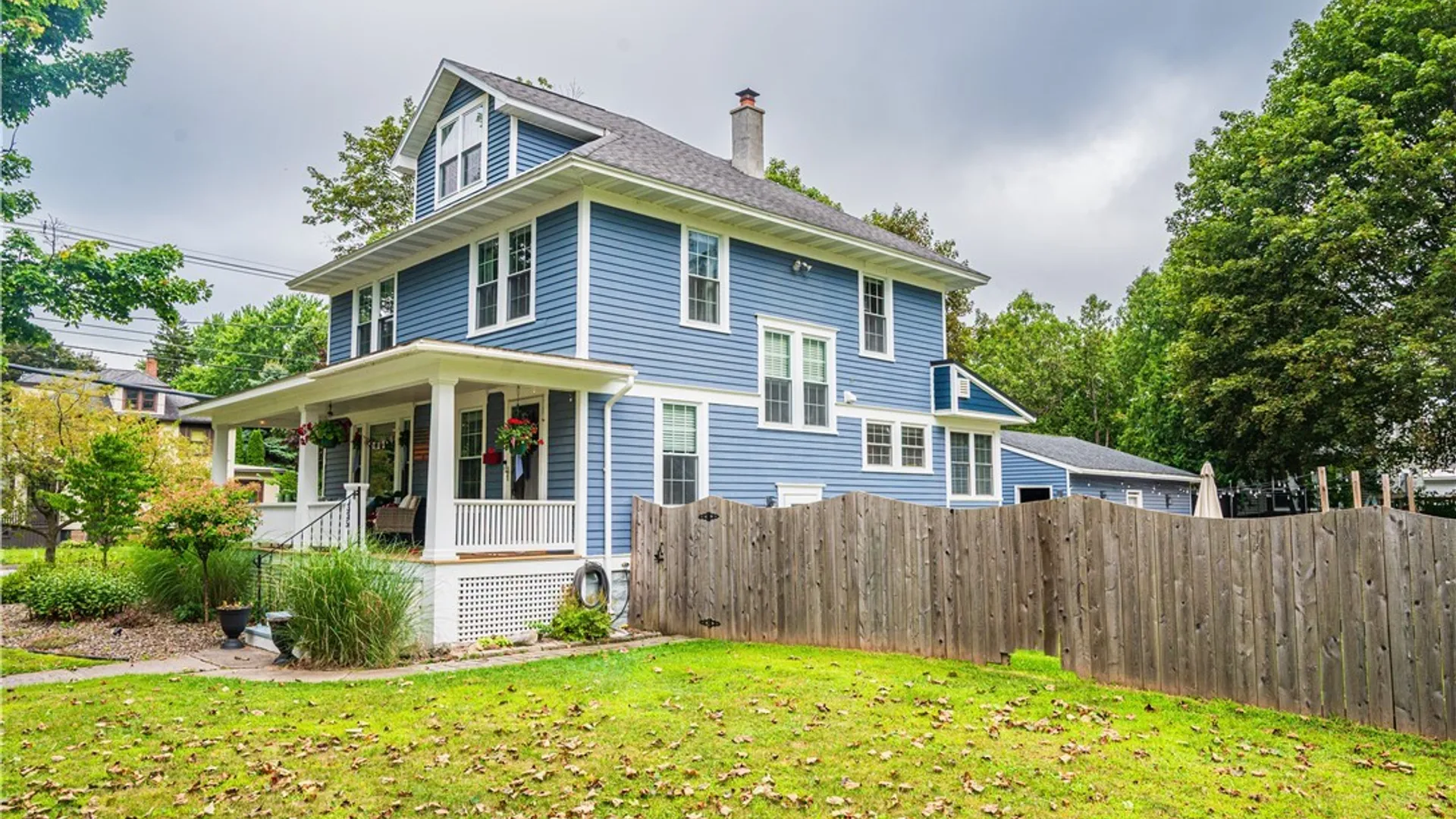 Property at 325 Kinsley Street, Vernon, NY 13461 4