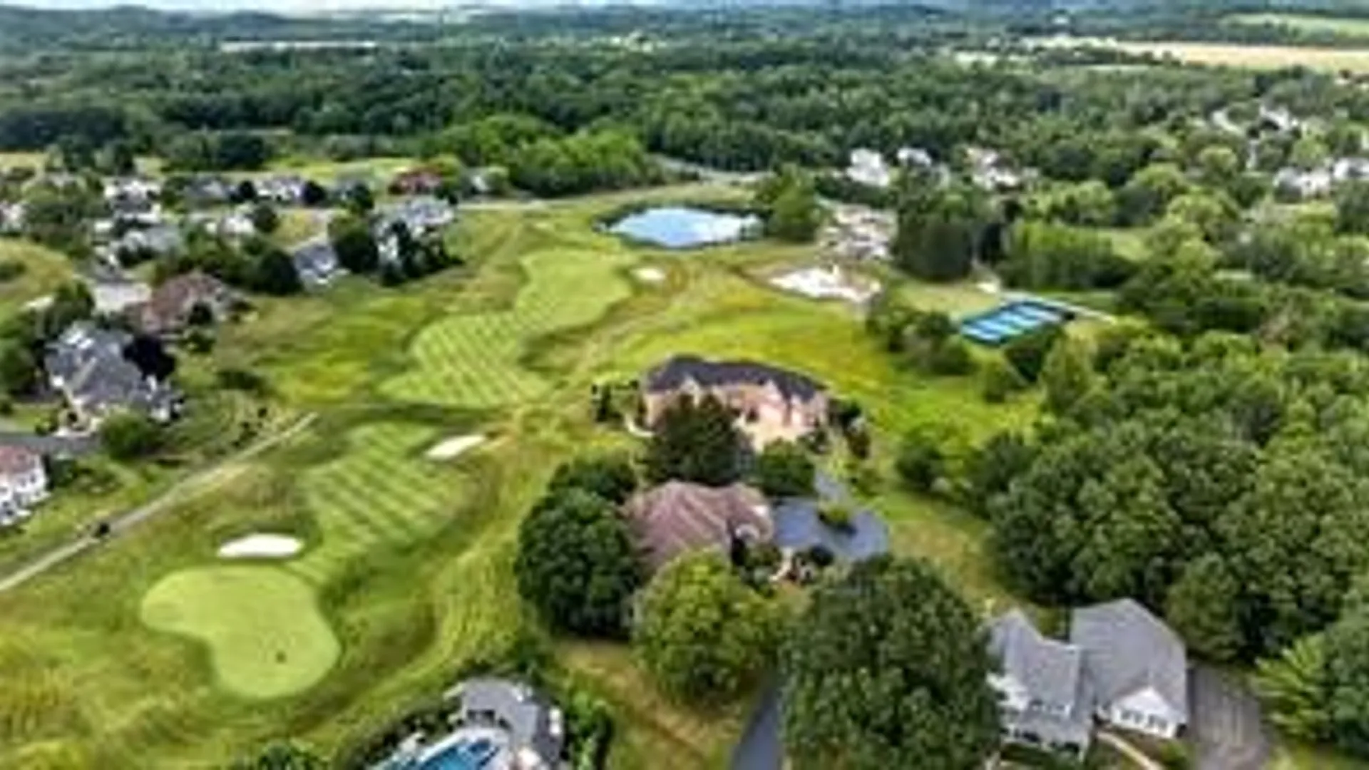 Property at 20 Moraine Point, Victor, NY 14564 47