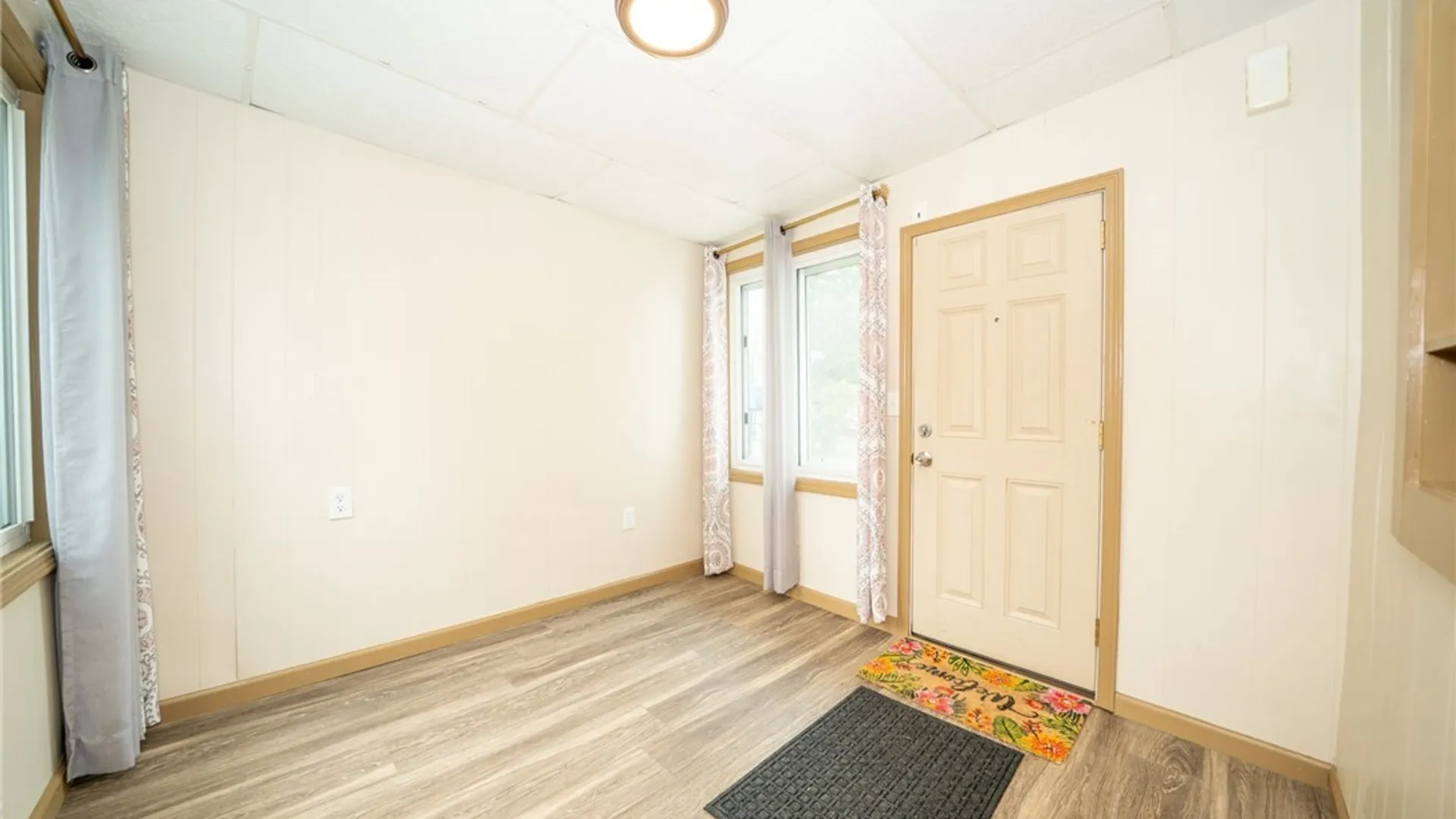 Property at 84 Chapel Avenue, Cheektowaga, NY 14225 11