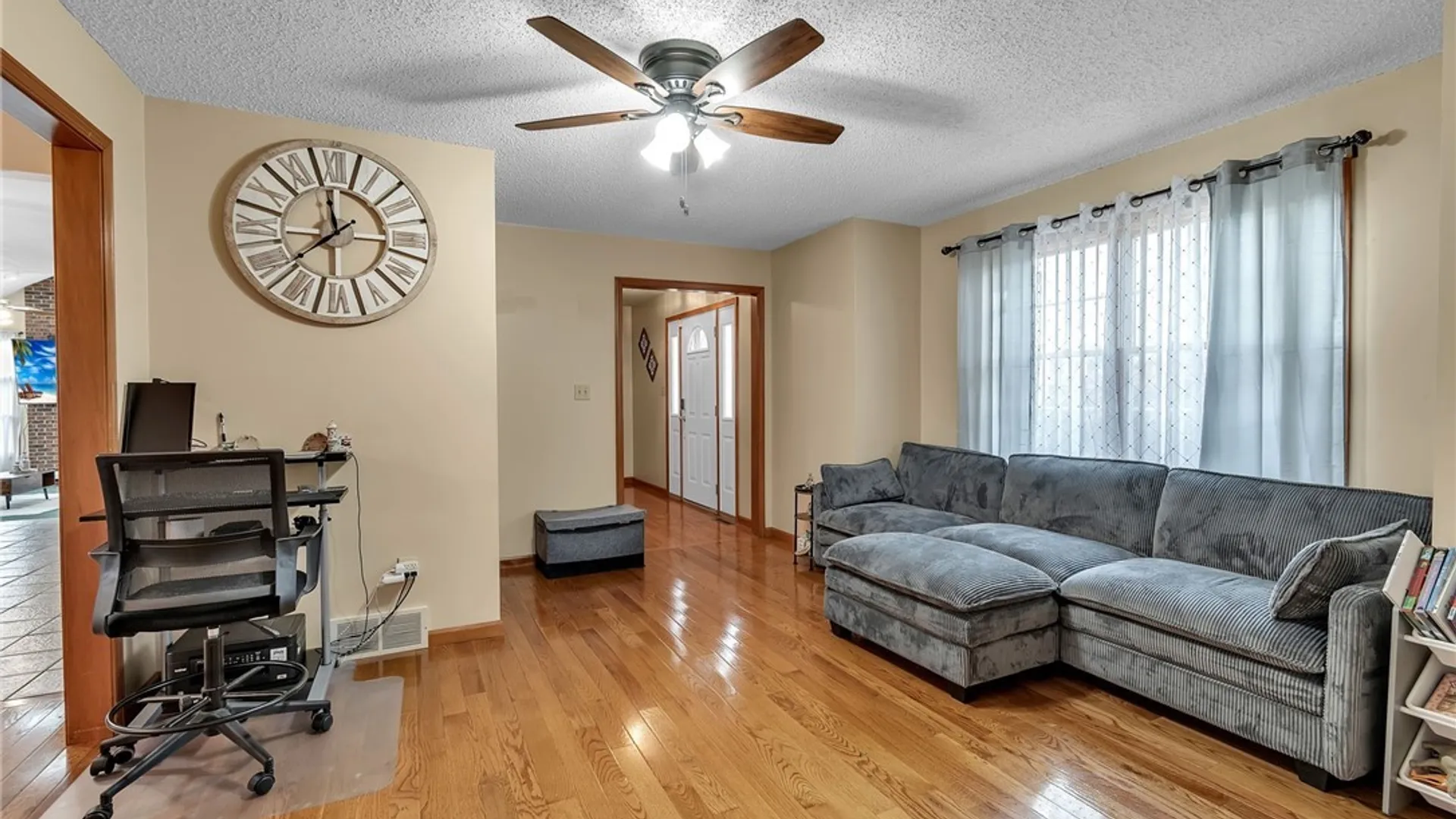 Property at 6989 Samantha Court, Wheatfield, NY 14304 7