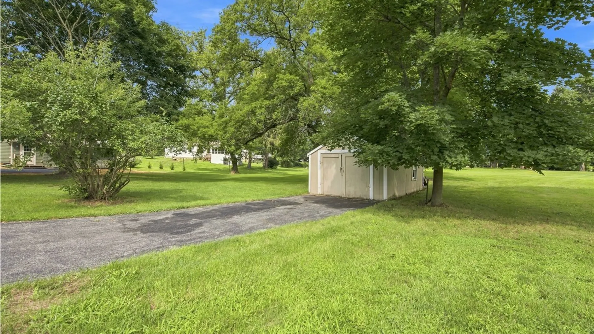 Property at 4711 Darby Road, Avon, NY 14414 27