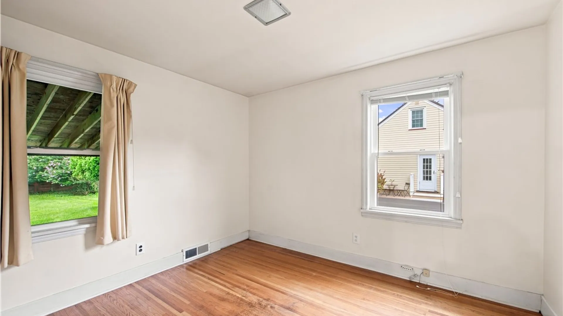 Property at 15 Austin Drive, Penfield, NY 14625 16
