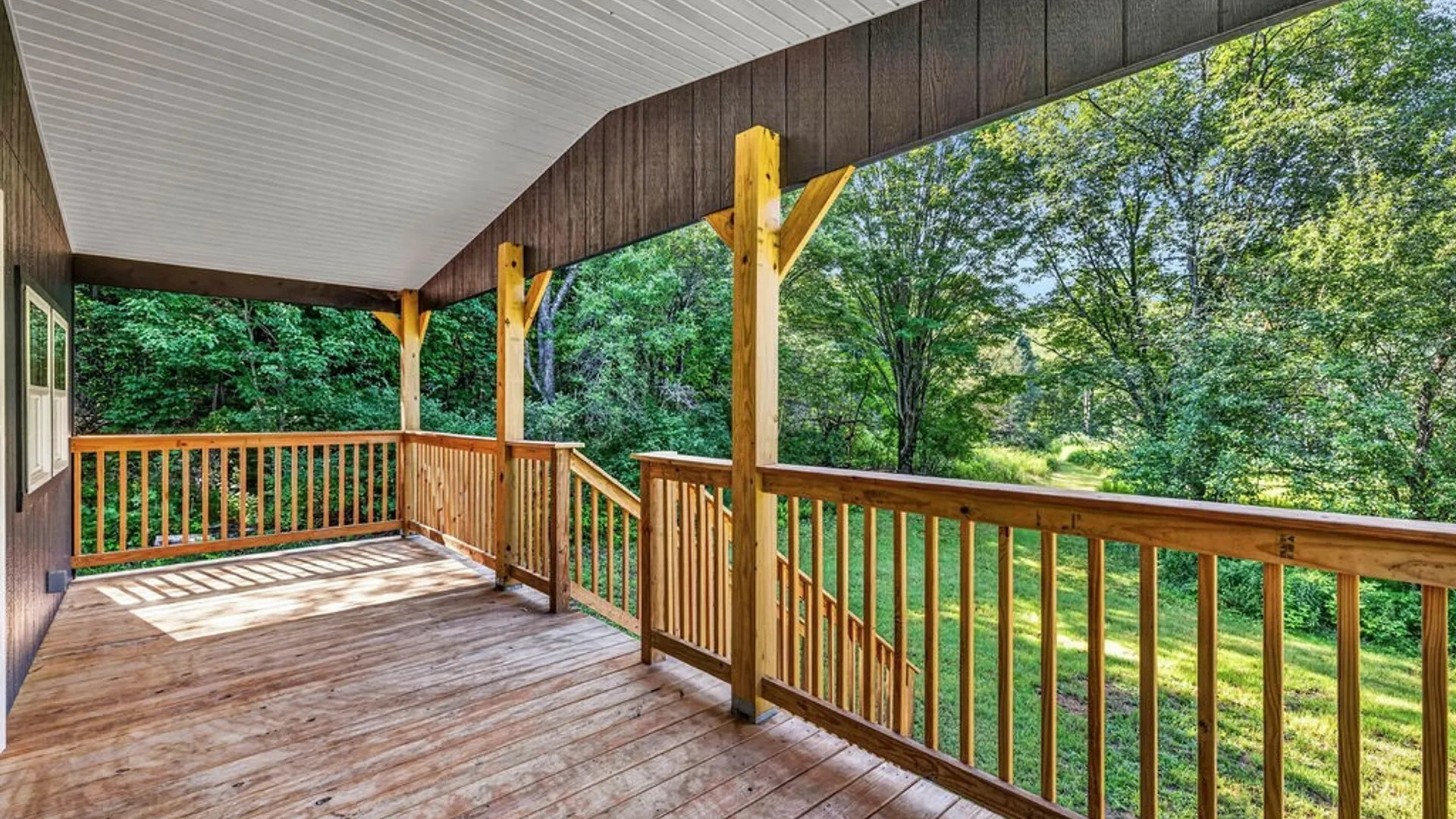 Property at 4927 Gooseneck Road, Yorkshire, NY 14042 6