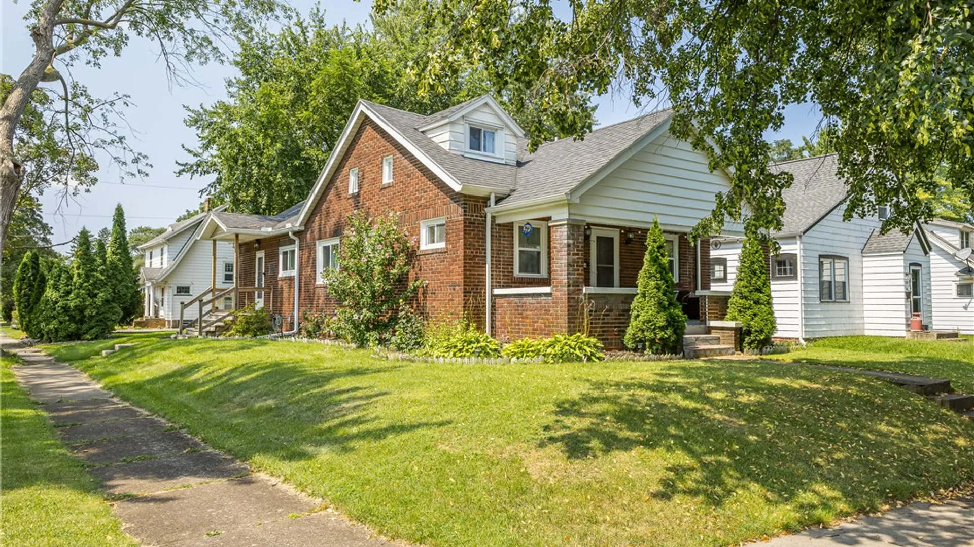 Property at 226 Crestwood Boulevard, Gates, NY 14624 3