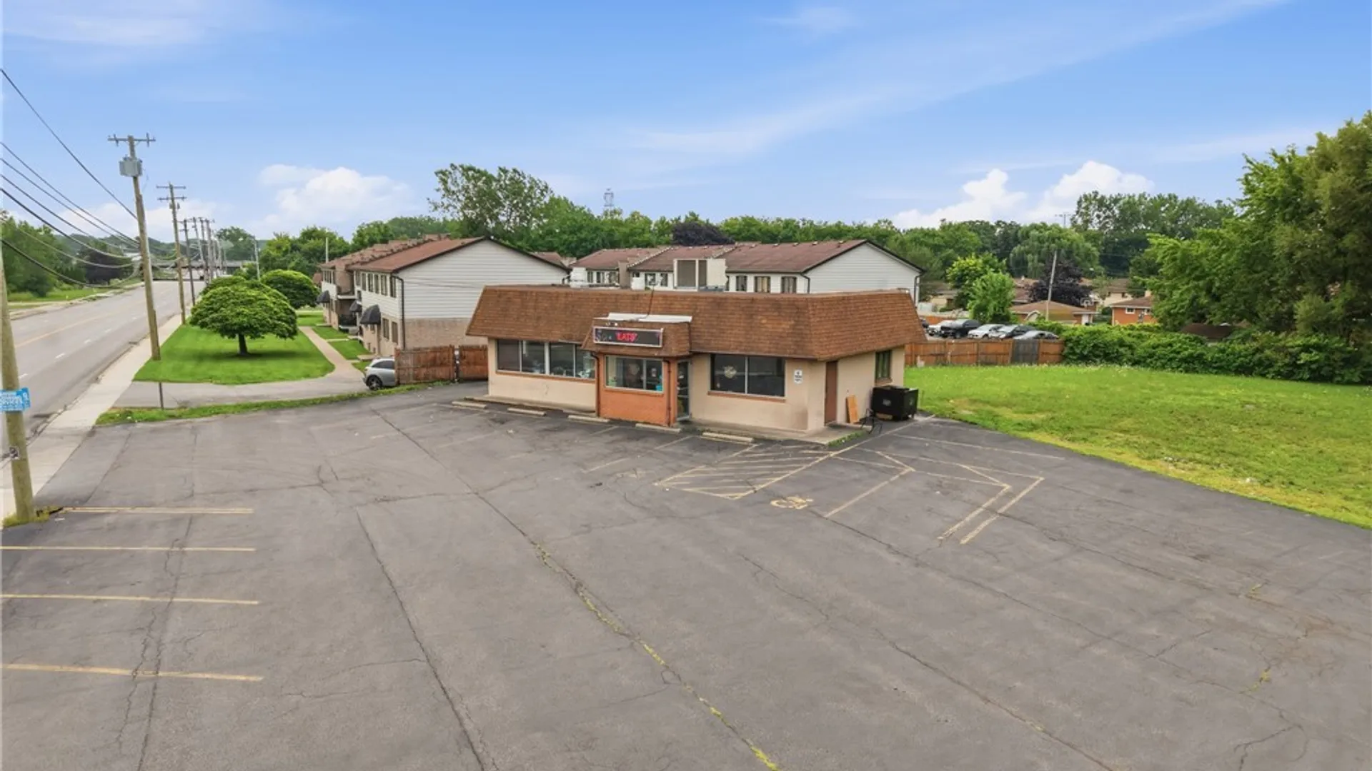 Property at 2195 Clinton Street, West Seneca, NY 14206 3
