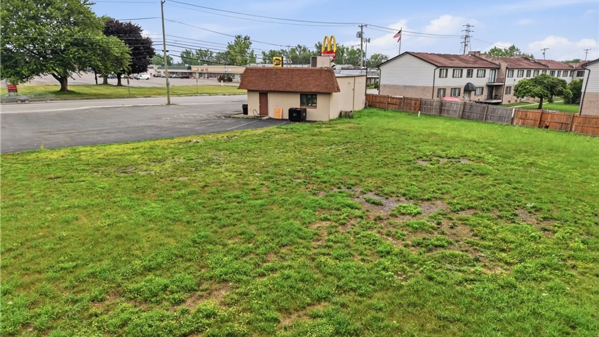 Property at 2195 Clinton Street, West Seneca, NY 14206 8