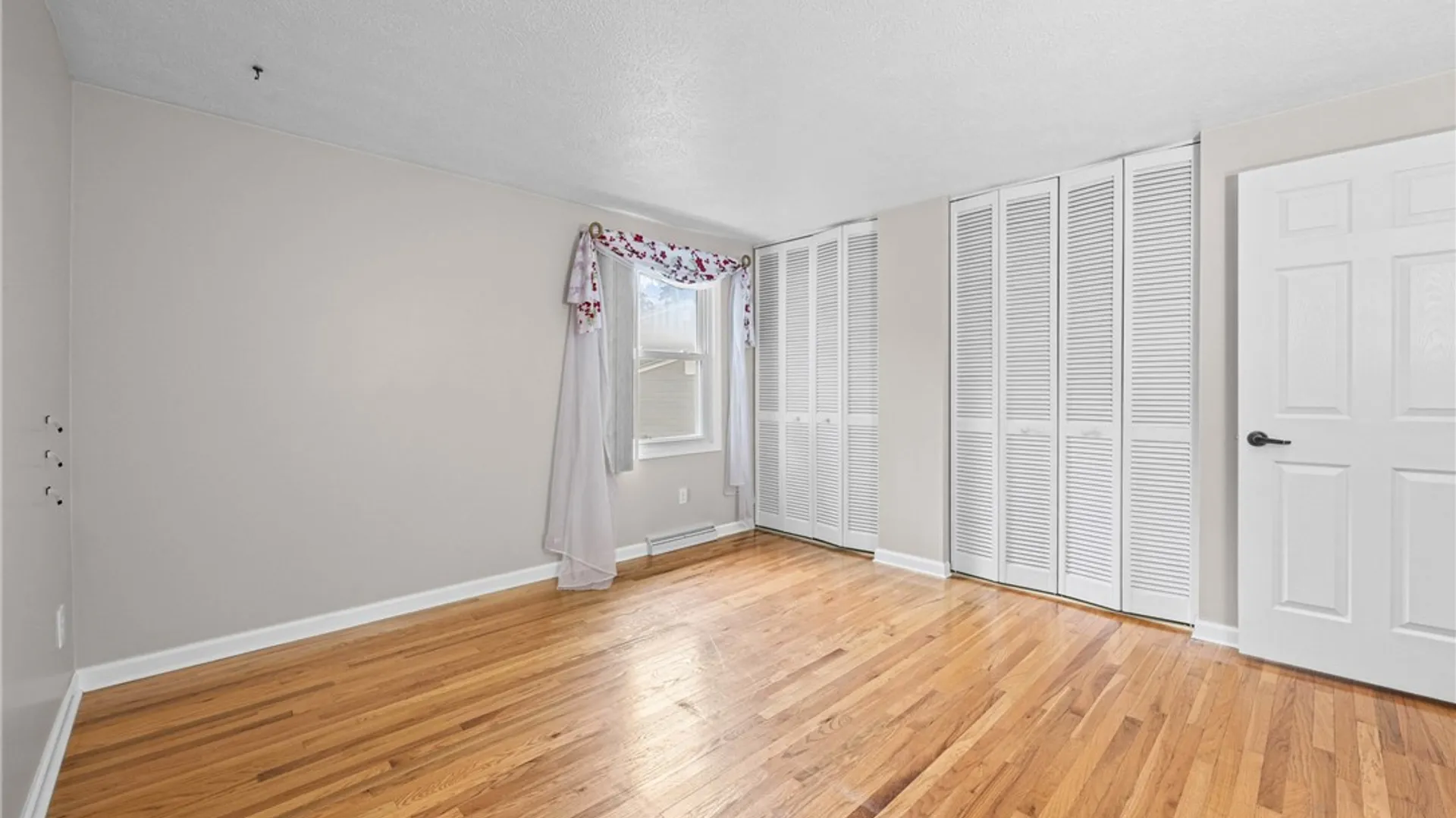 Property at 9 Chiswick Circle, Chili, NY 14624 24