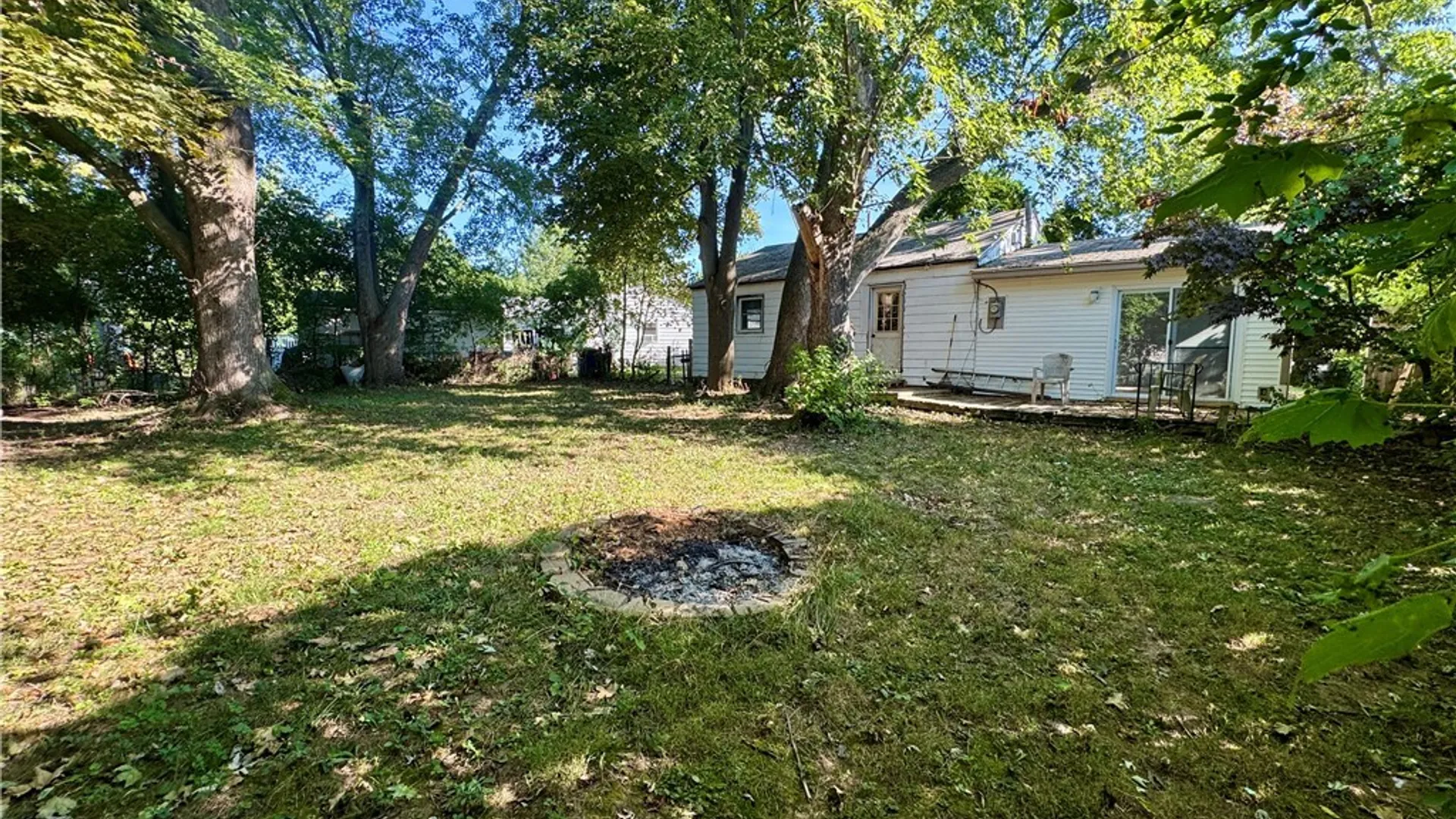 Property at 203 Anita Avenue, Salina, NY 13088 3
