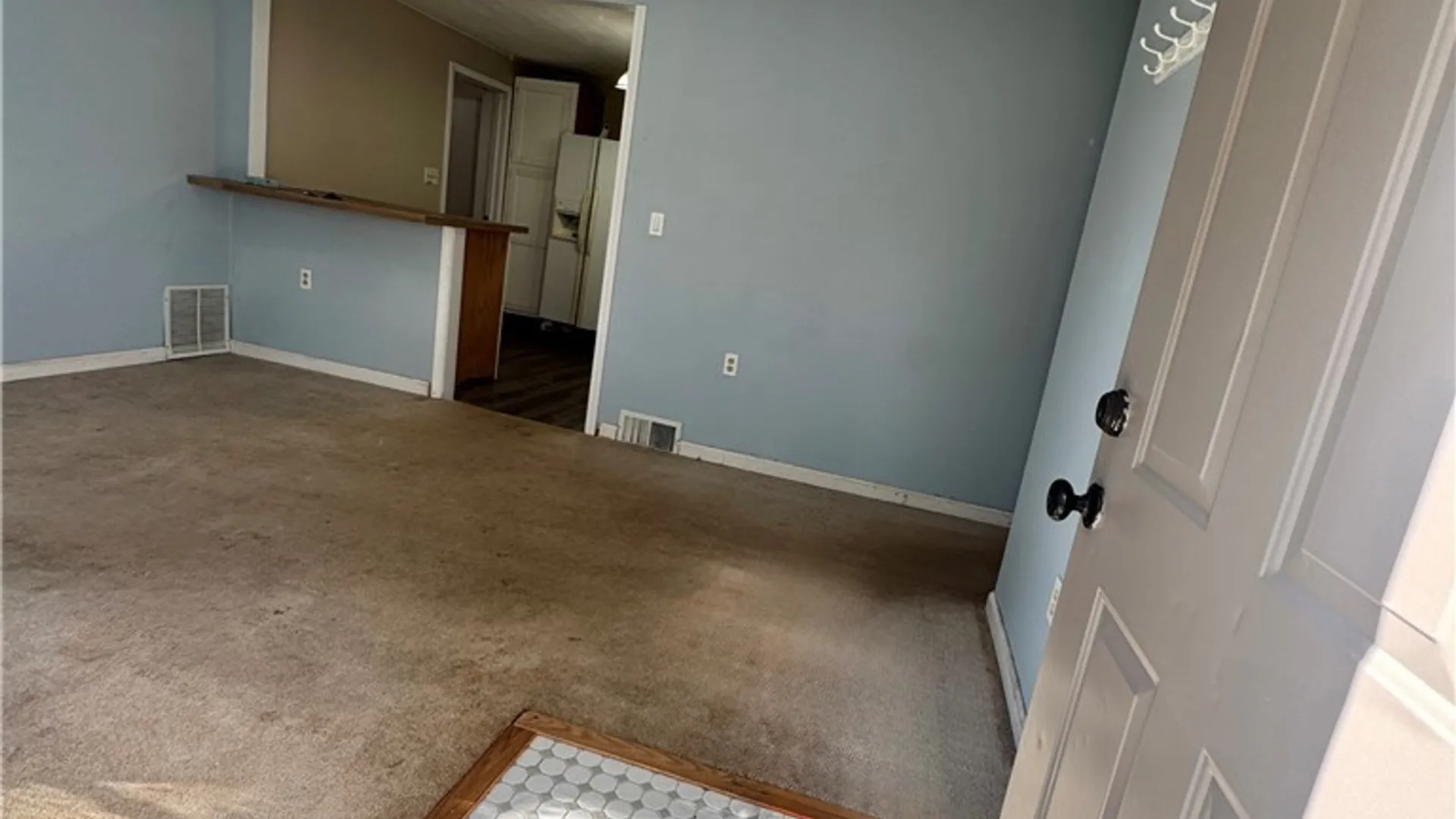 Property at 203 Anita Avenue, Salina, NY 13088 4