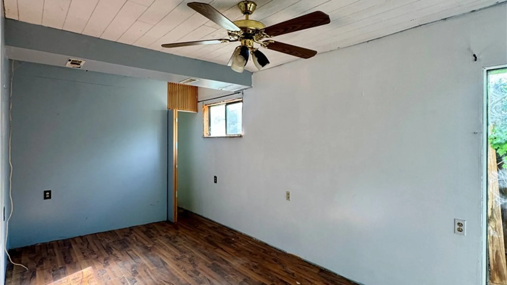 Property at 203 Anita Avenue, Salina, NY 13088 15