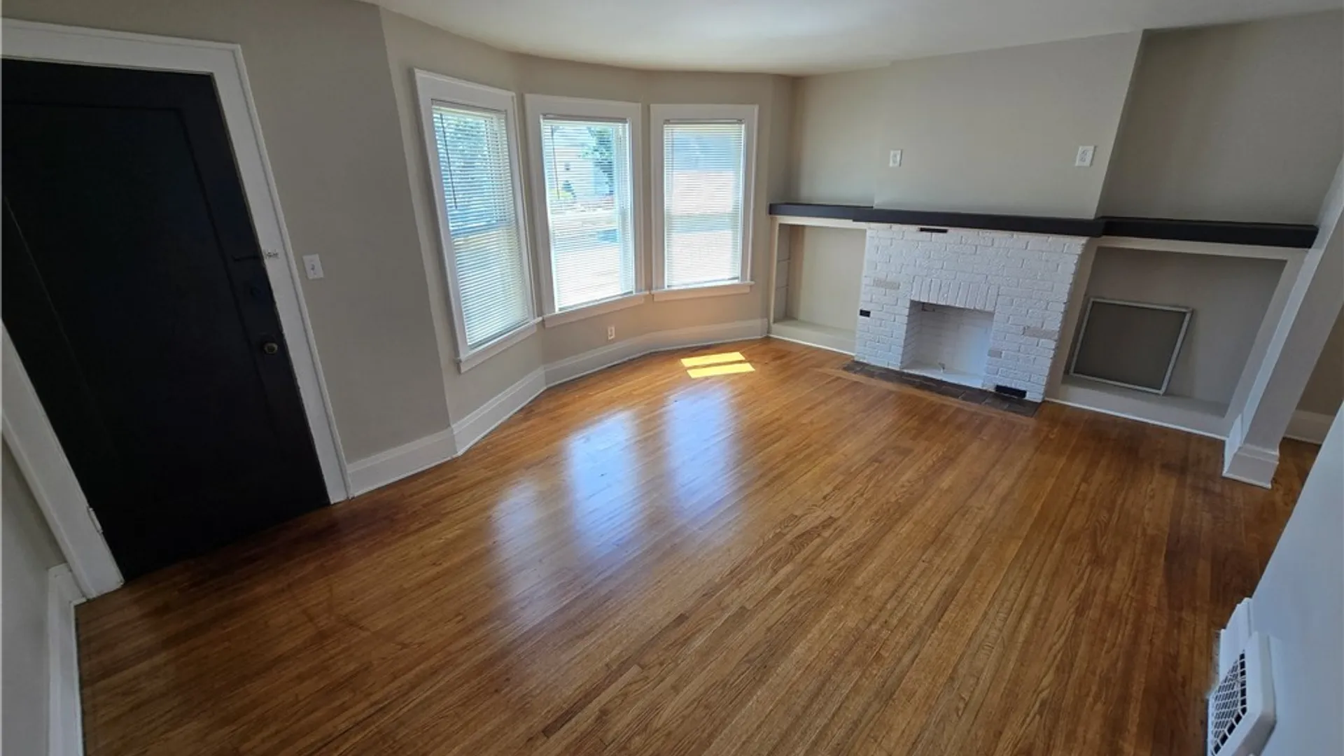 Property at 87 Eiseman Avenue, Tonawanda, NY 14217 16