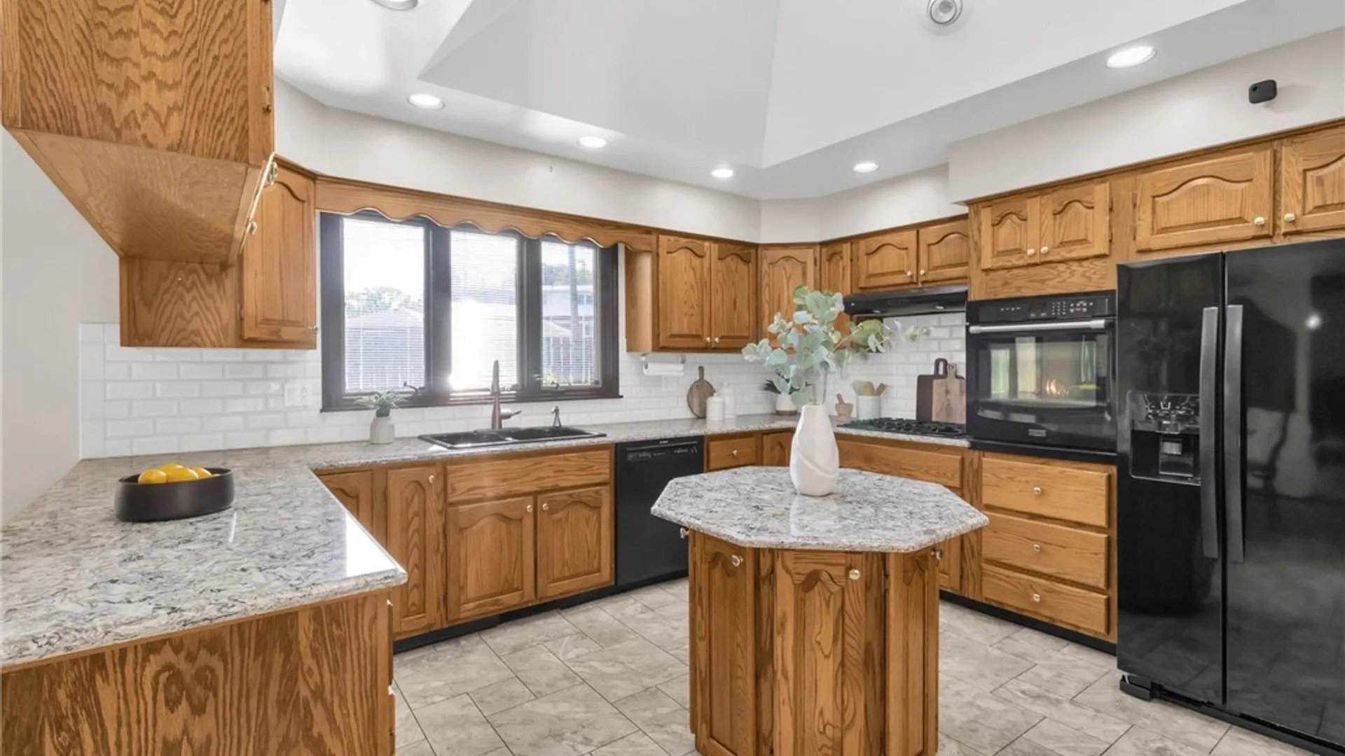 Property at 111 Windmill Road, West Seneca, NY 14218 7