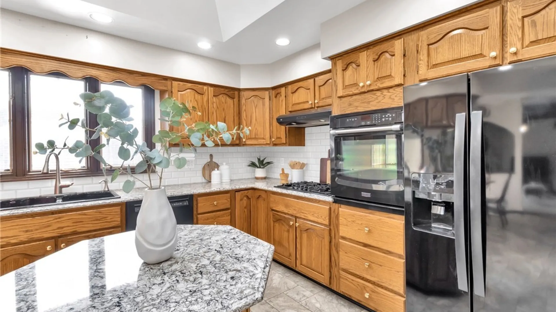 Property at 111 Windmill Road, West Seneca, NY 14218 10