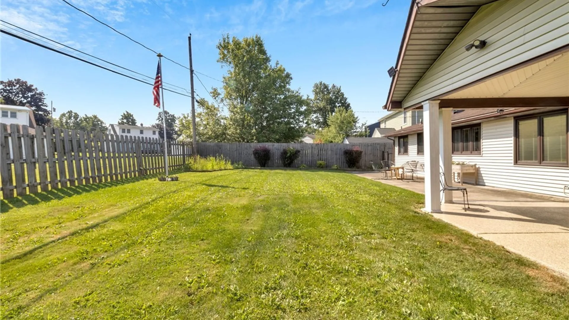 Property at 111 Windmill Road, West Seneca, NY 14218 44