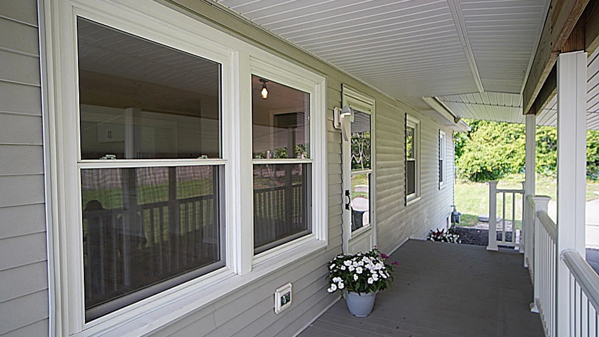 Property at 81 Crosby Avenue, Lockport City, NY 14094 4