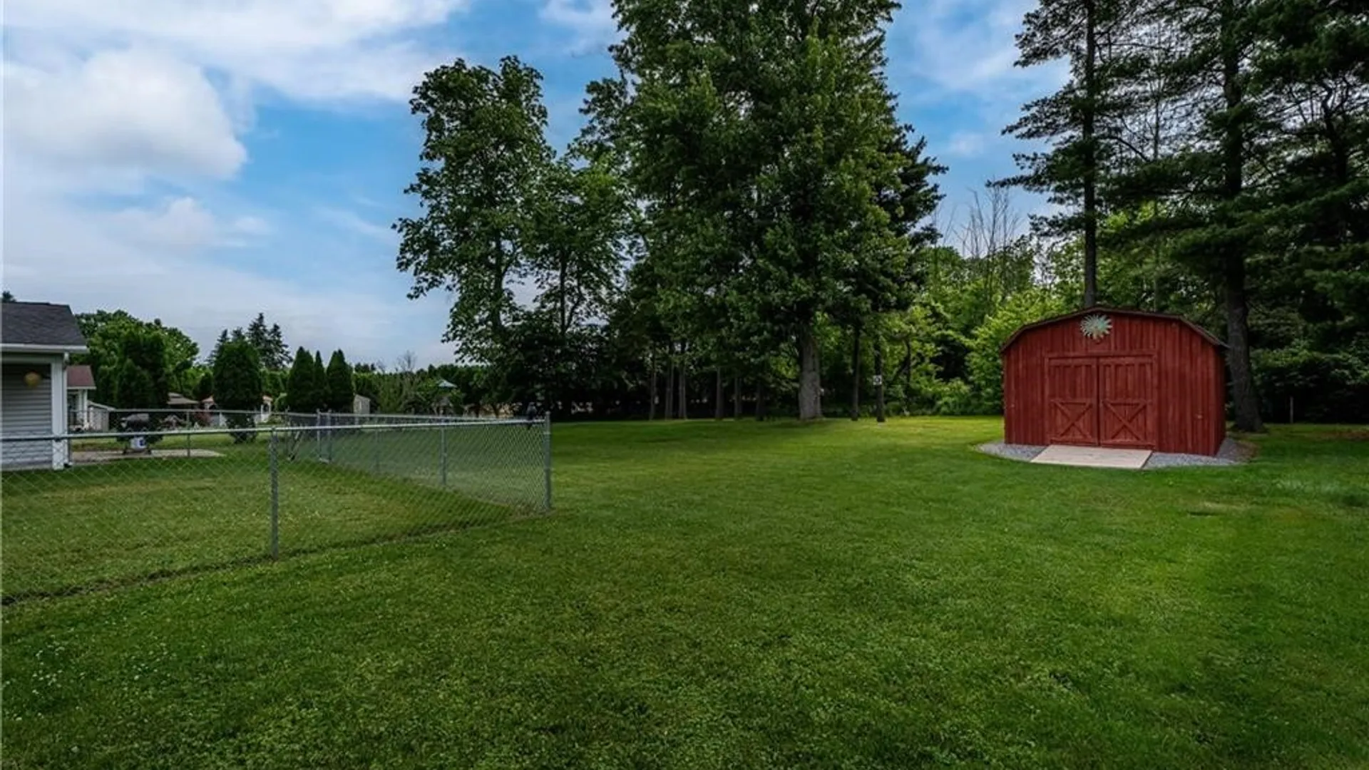 Property at 4257 Freeman Road, Royalton, NY 14105 6
