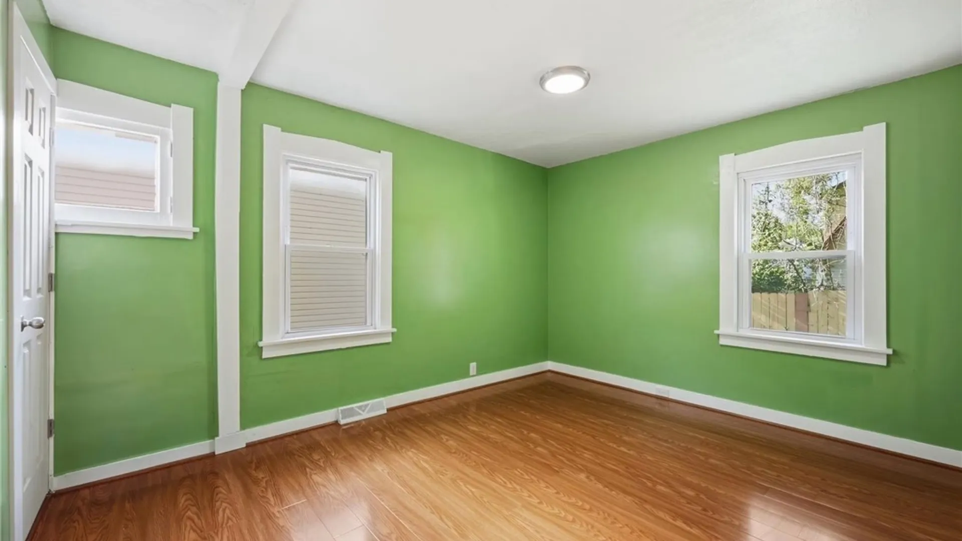 Property at 19 Martha Avenue, Buffalo, NY 14215 12