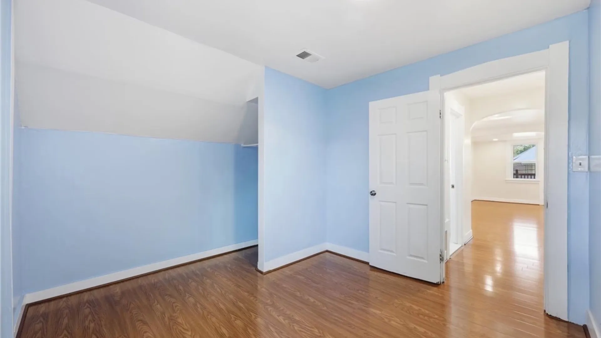 Property at 19 Martha Avenue, Buffalo, NY 14215 24